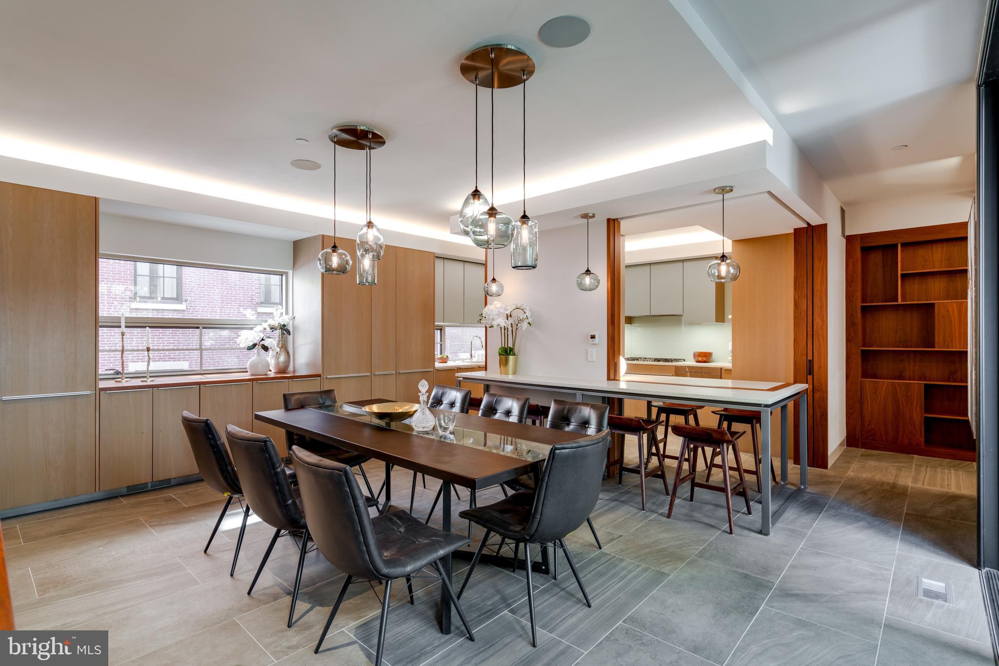 SOCIETY HILL - Residential