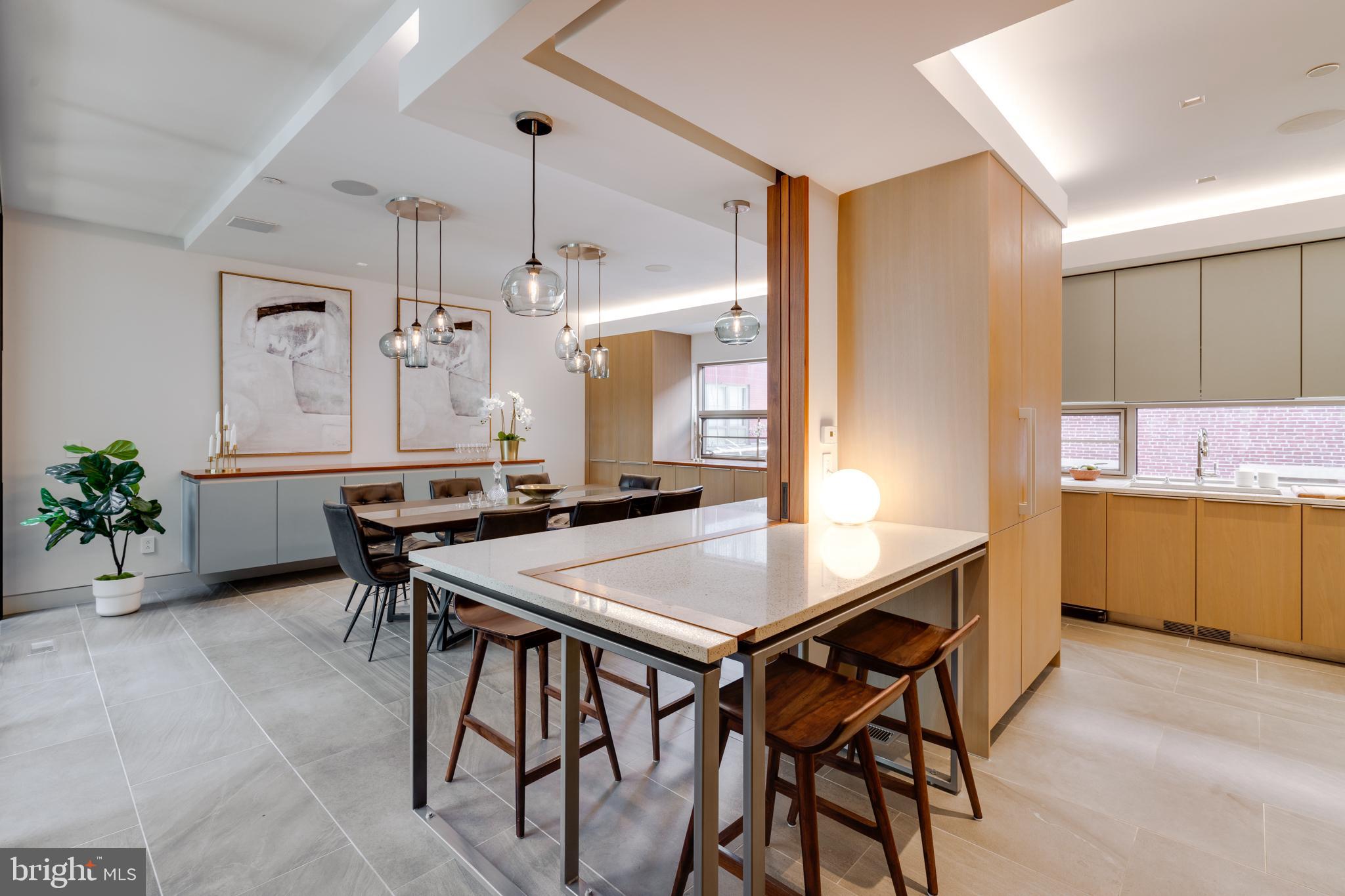 SOCIETY HILL - Residential