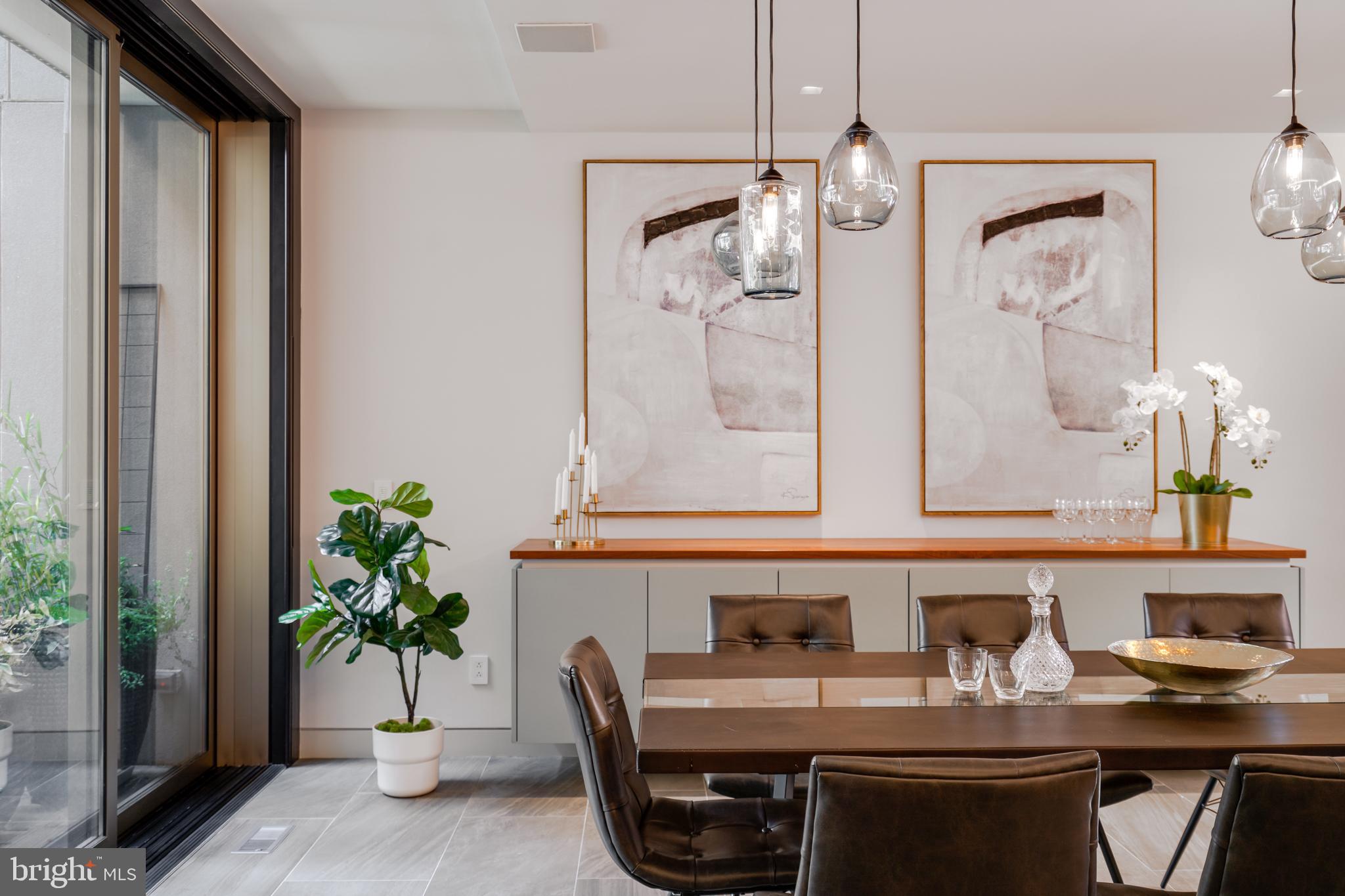 SOCIETY HILL - Residential