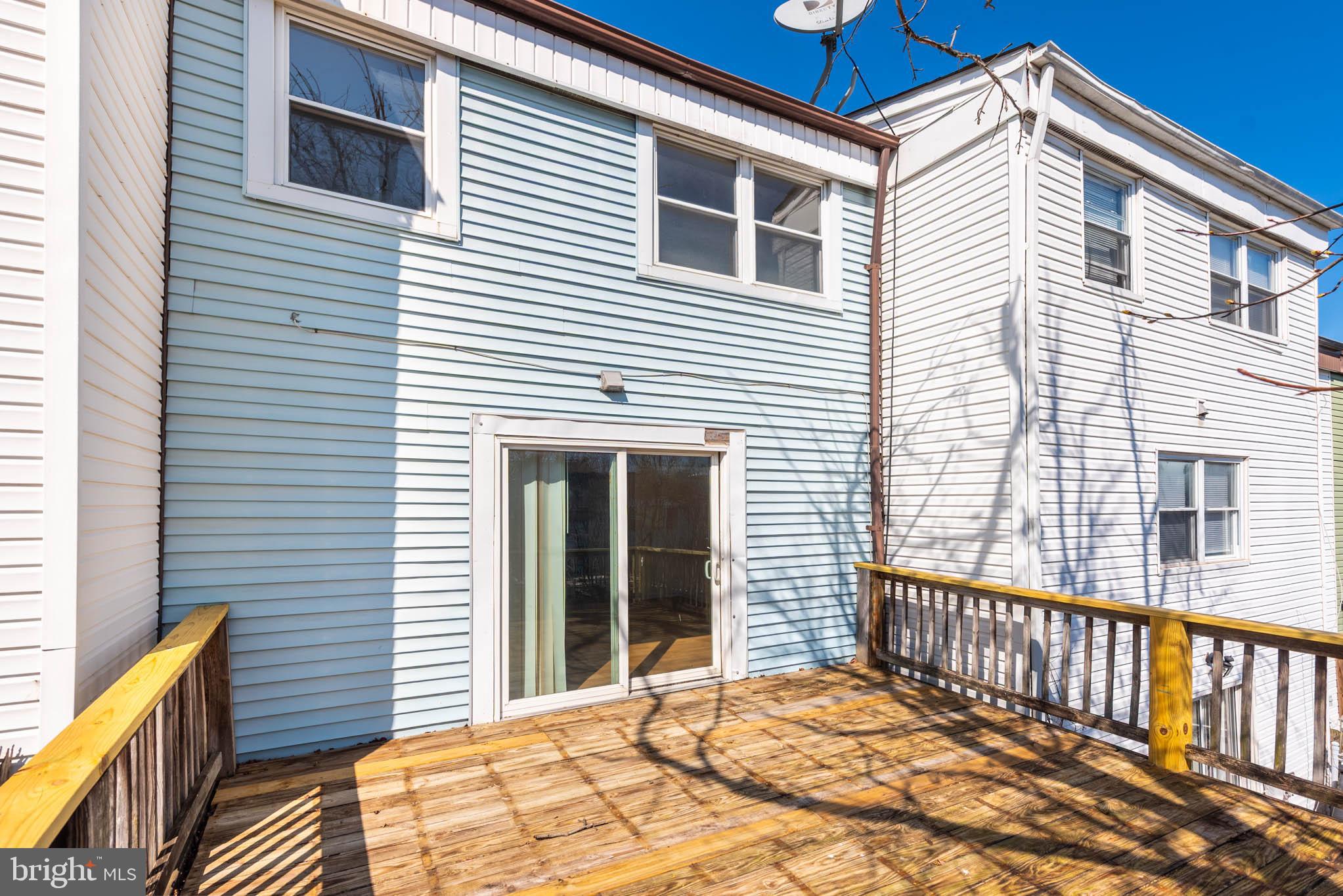 FRANKLIN RIDGE TOWNHOUSE - Residential Lease