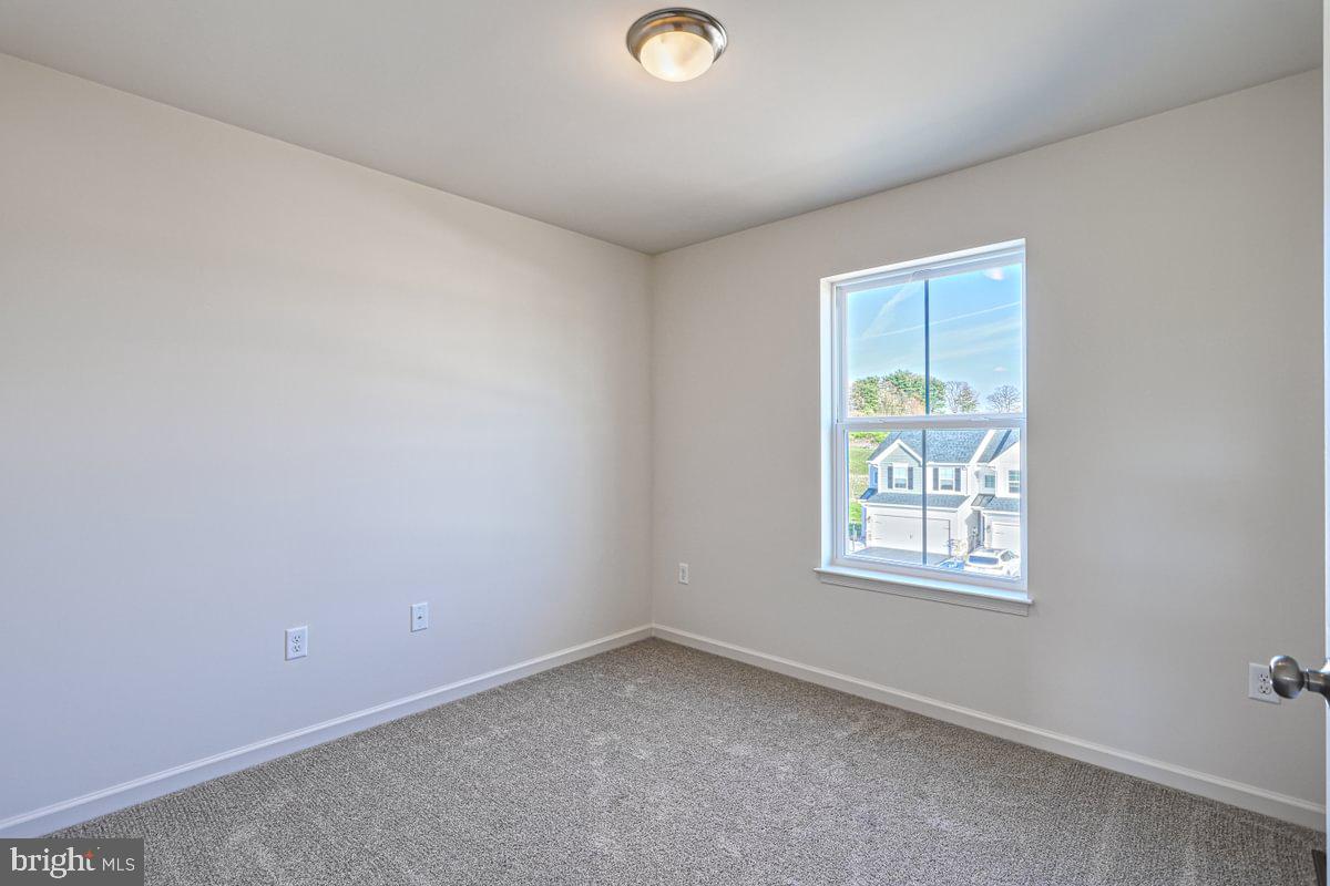 1007 ASHLEIGH LANE W LOT 1604