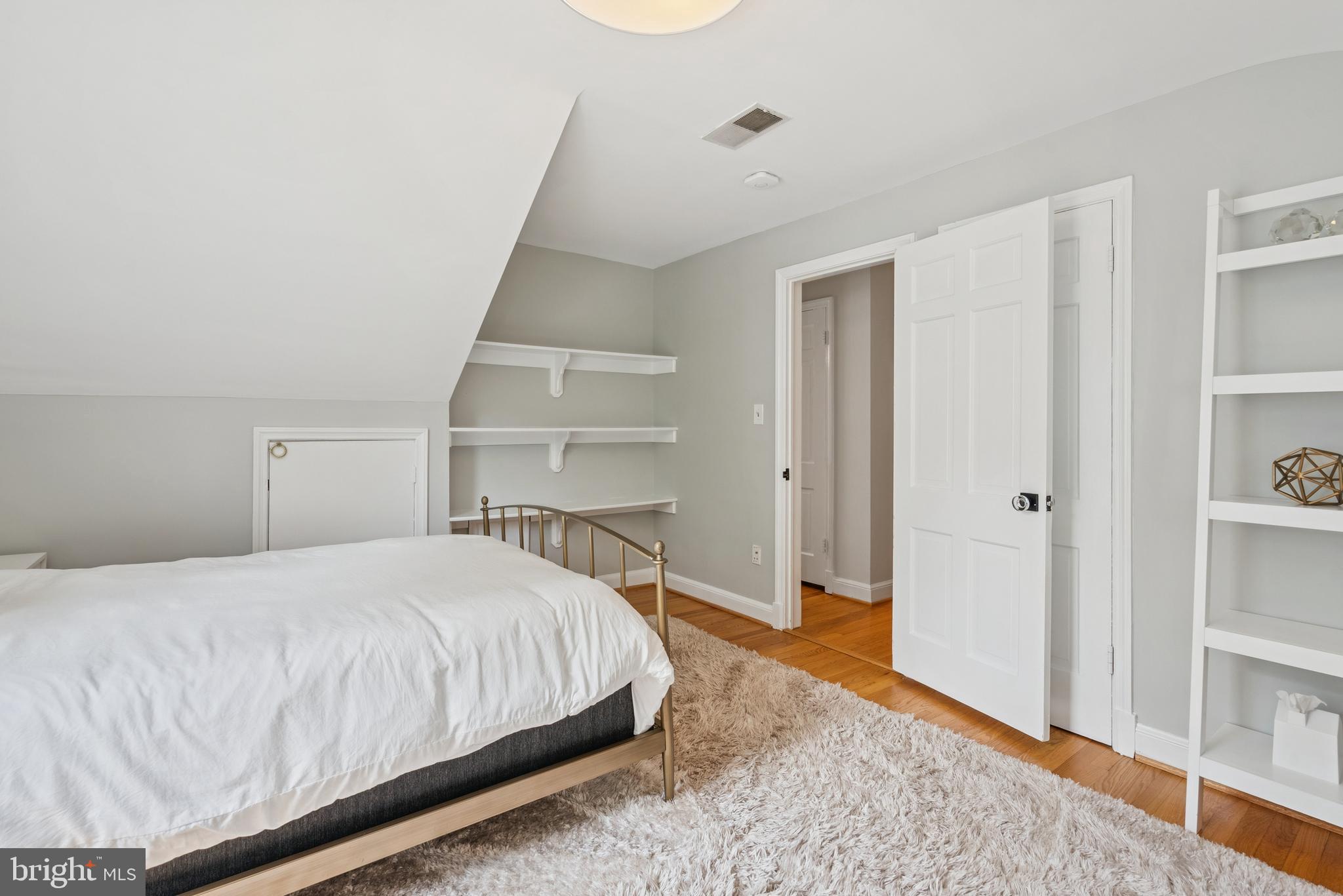 SPRINGFIELD - Residential