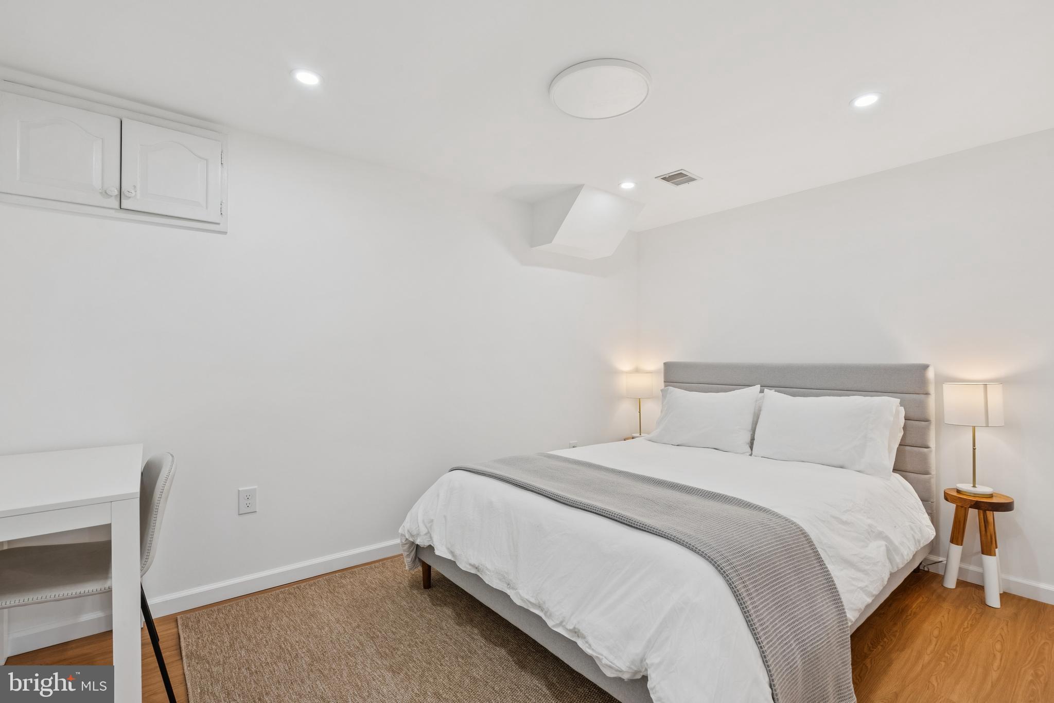 SPRINGFIELD - Residential