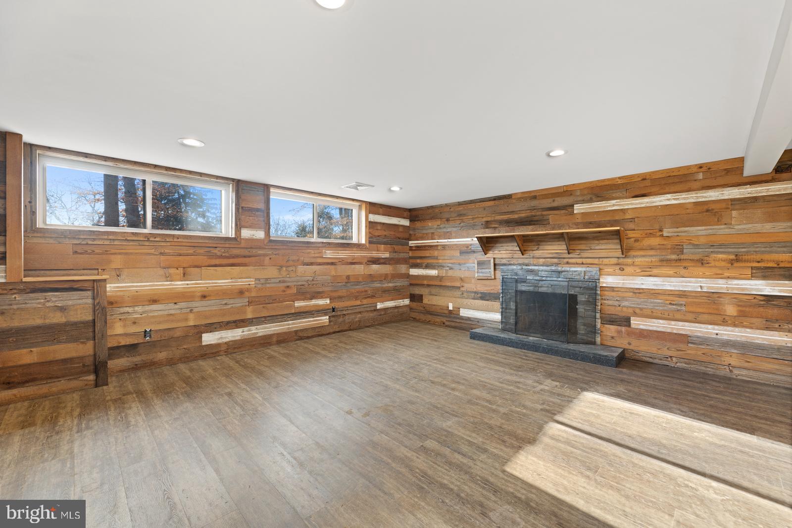 GULPH MILLS VIL - Residential