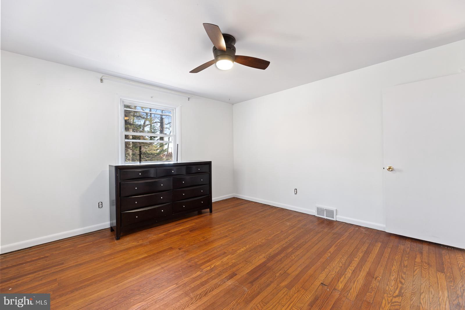 GULPH MILLS VIL - Residential