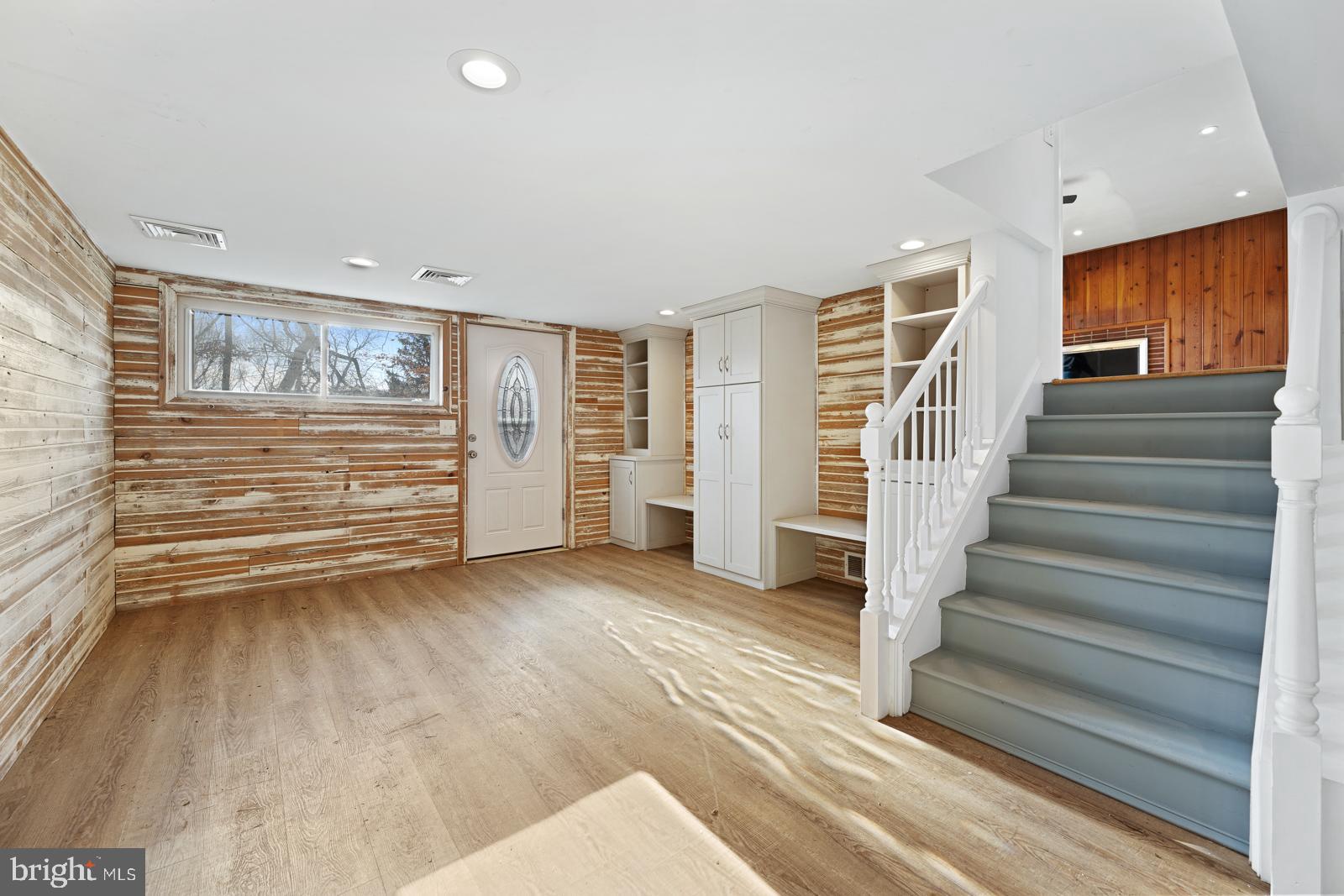 GULPH MILLS VIL - Residential