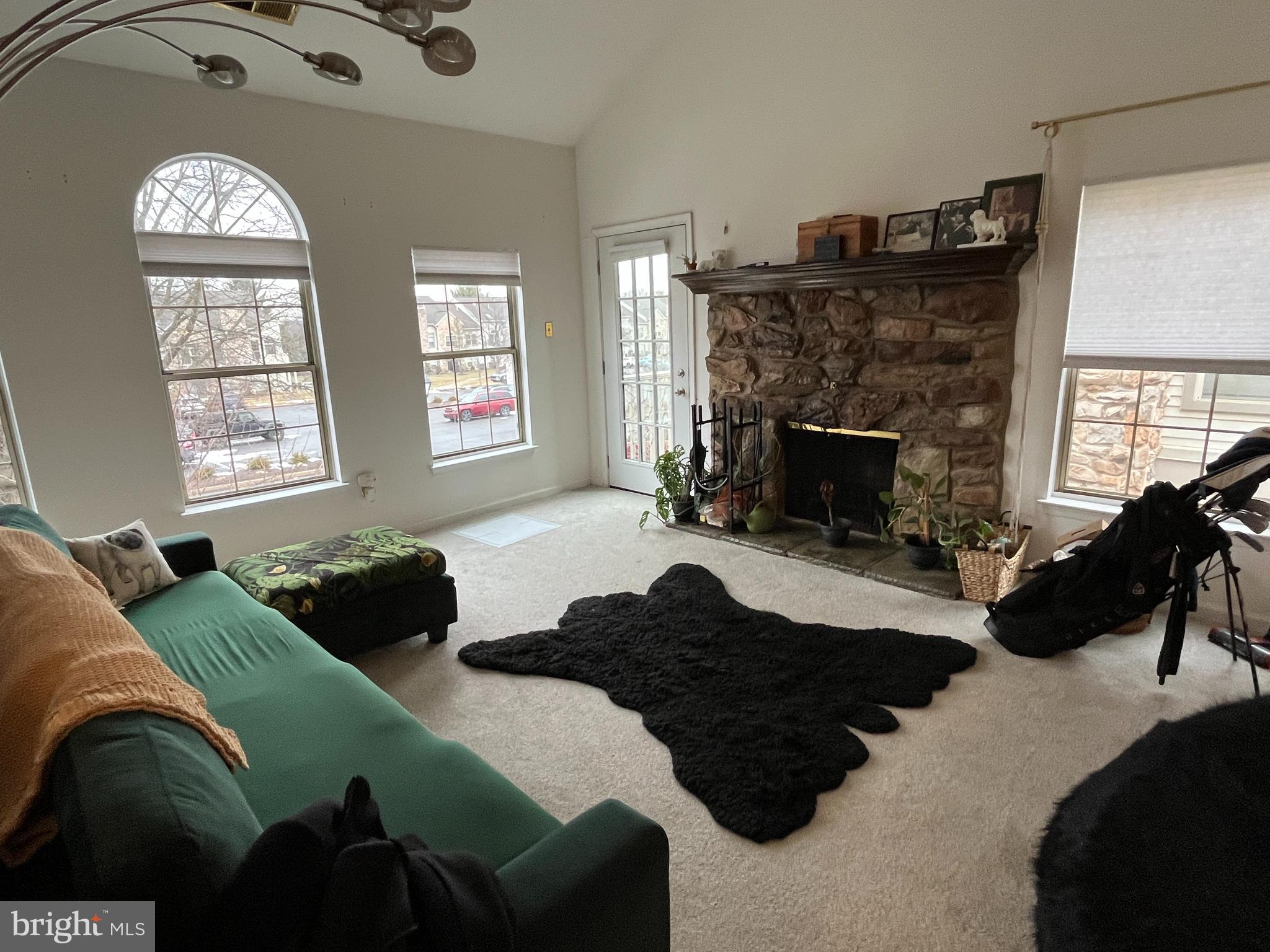 REMINGTON OAKS - Residential Lease