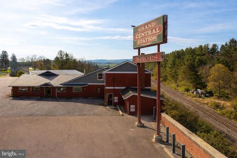 Photo of 312 3rd Street, OAKLAND, MD 21550 (MLS # MDGA2011516)