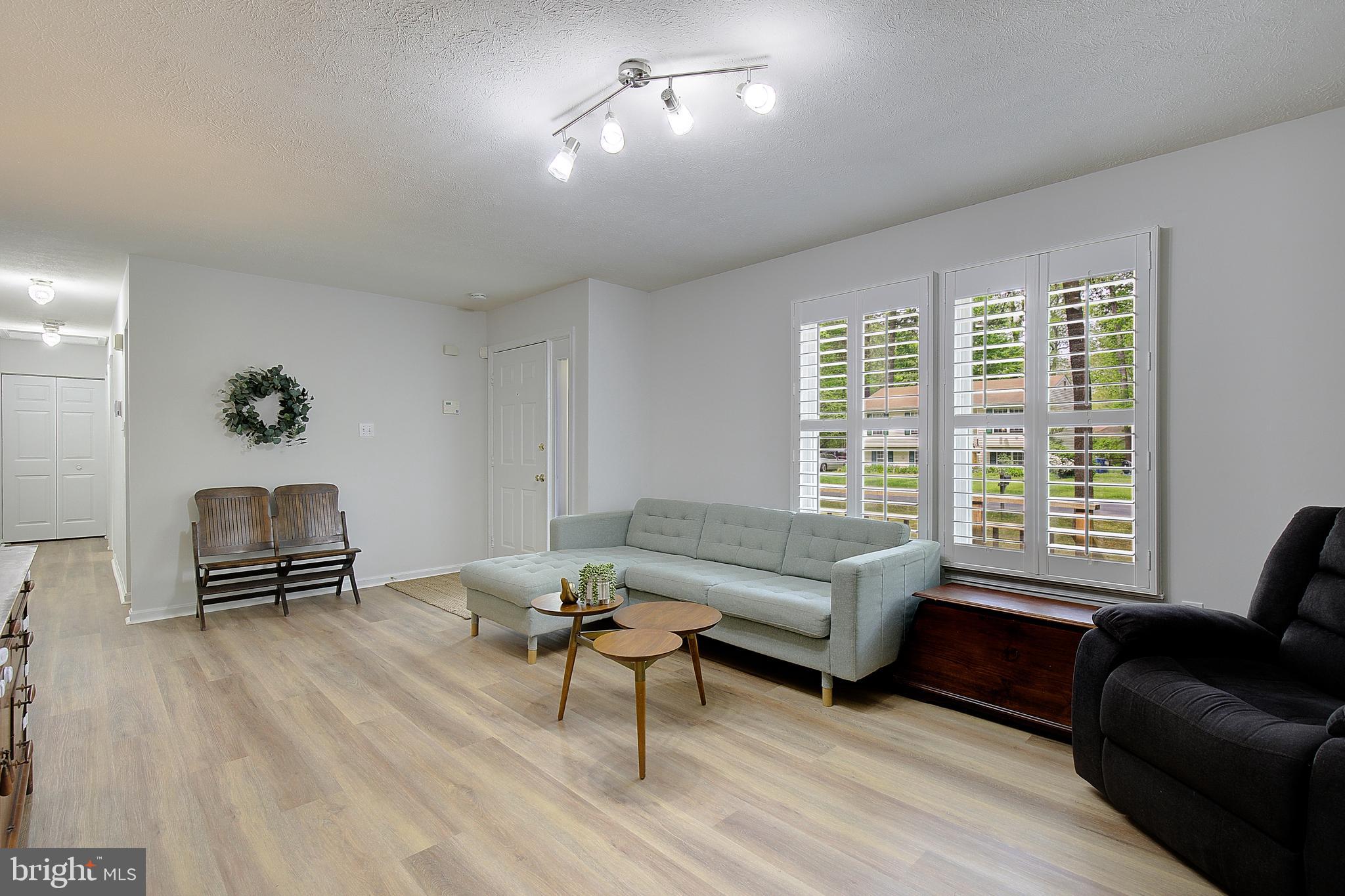 DRUM POINT - Residential