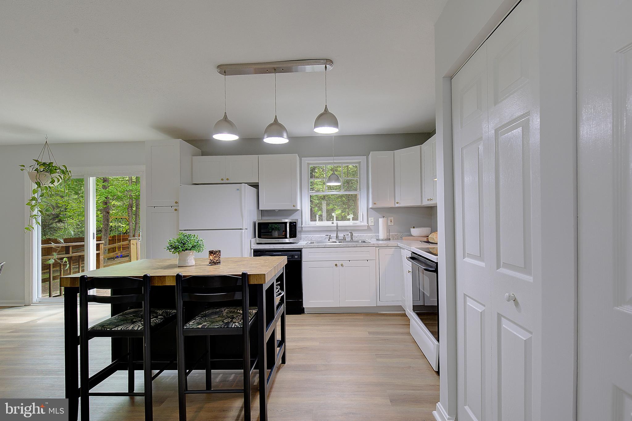 DRUM POINT - Residential