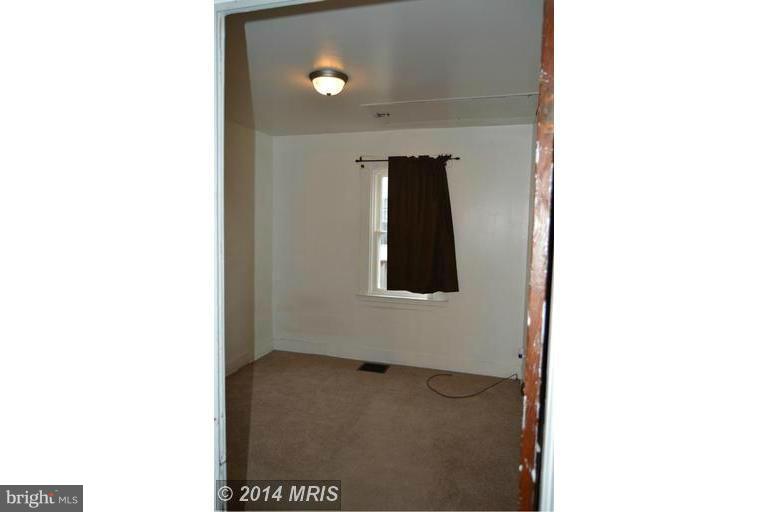 RIVIERA BEACH - Residential Lease