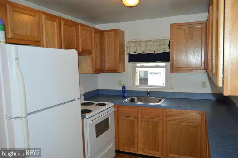 RIVIERA BEACH - Residential Lease