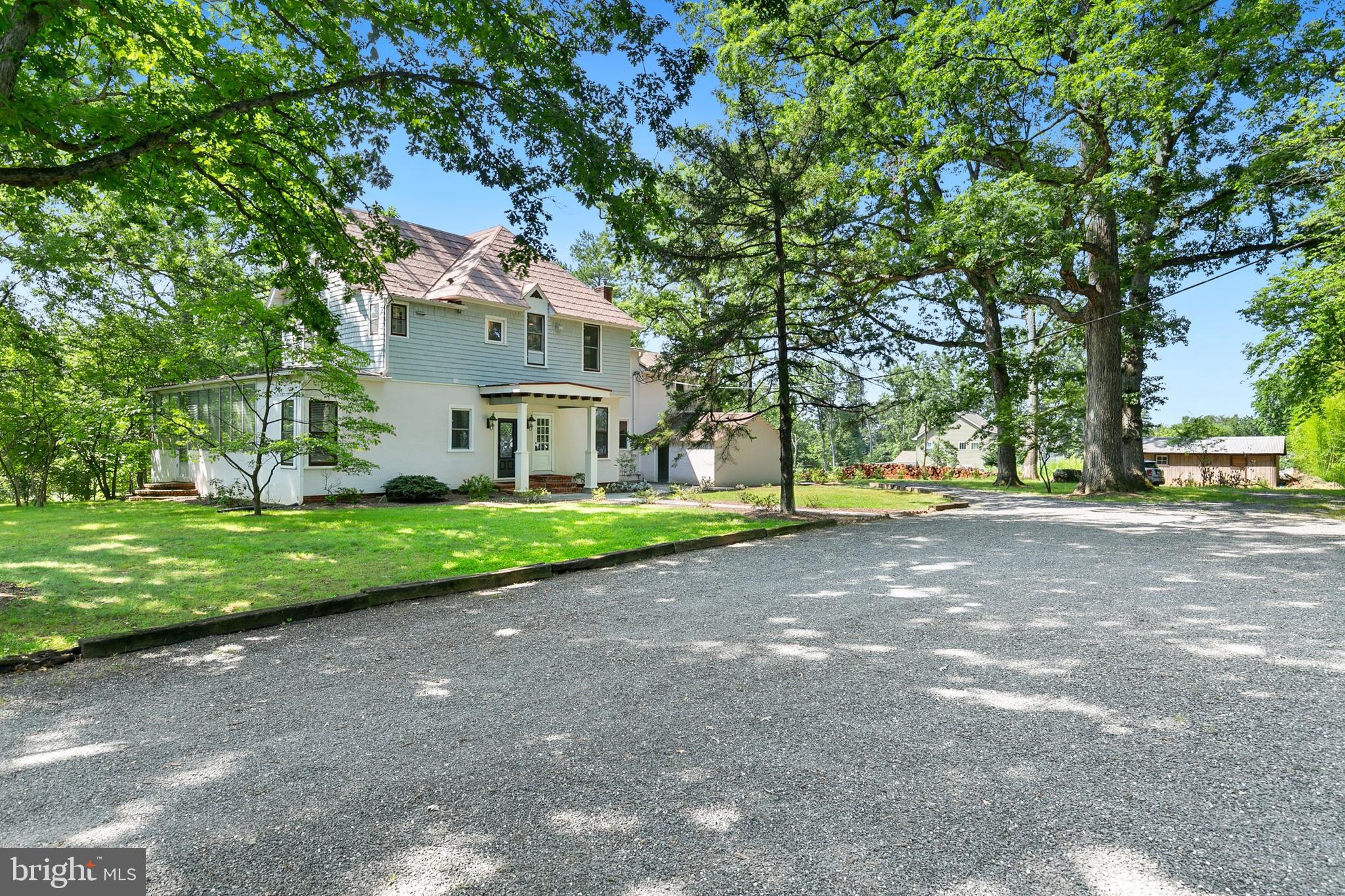 301 CENTRAL AVENUE