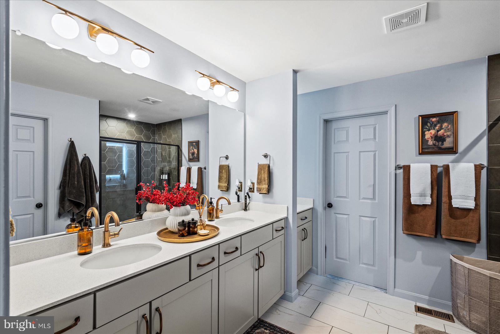 HOPYARD FARM - Residential