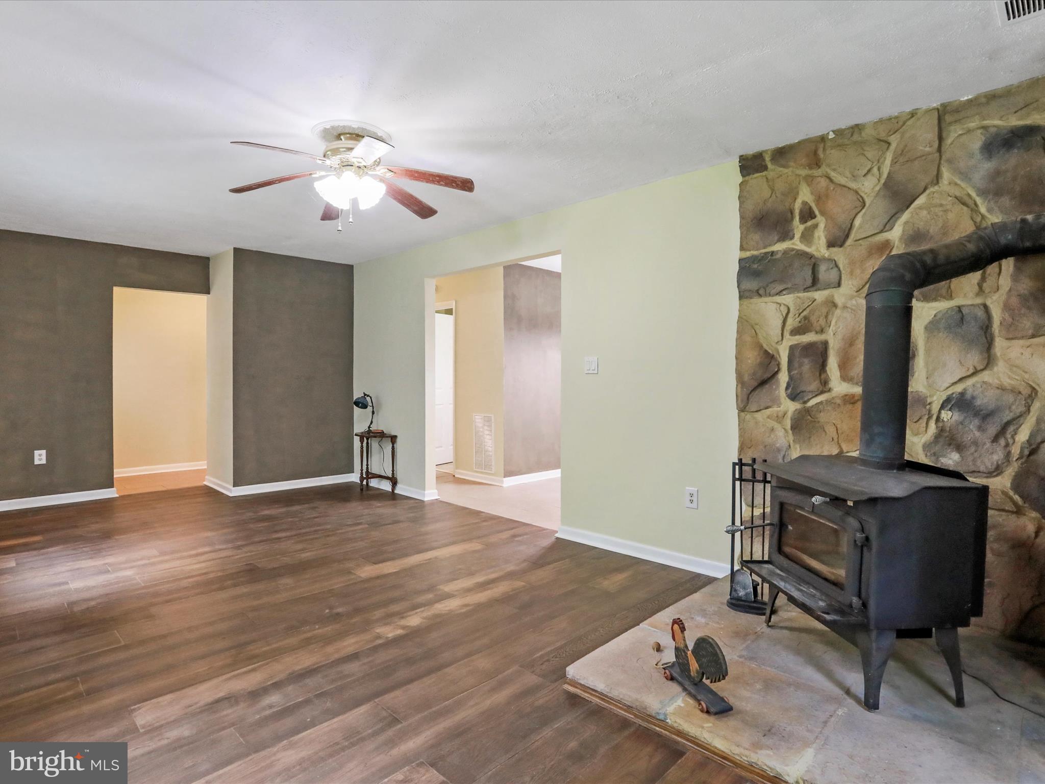 275 MOUNTAIN HEIGHTS ROAD