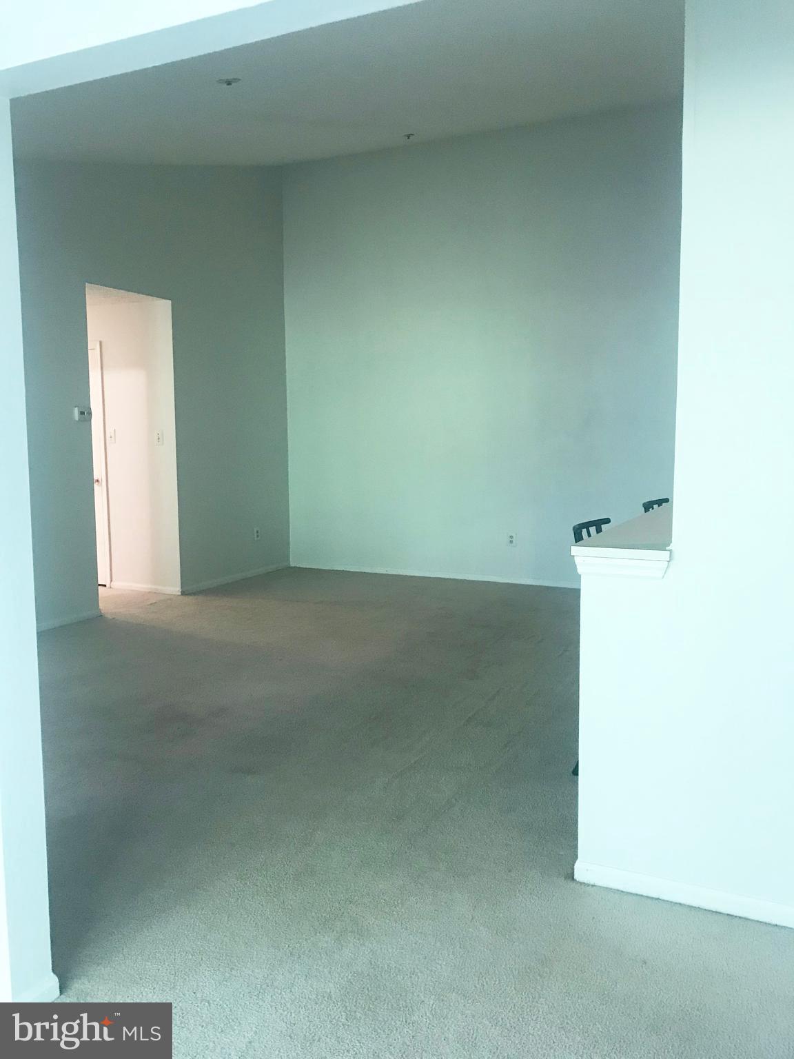 WOODBRIDGE CENTER - Residential