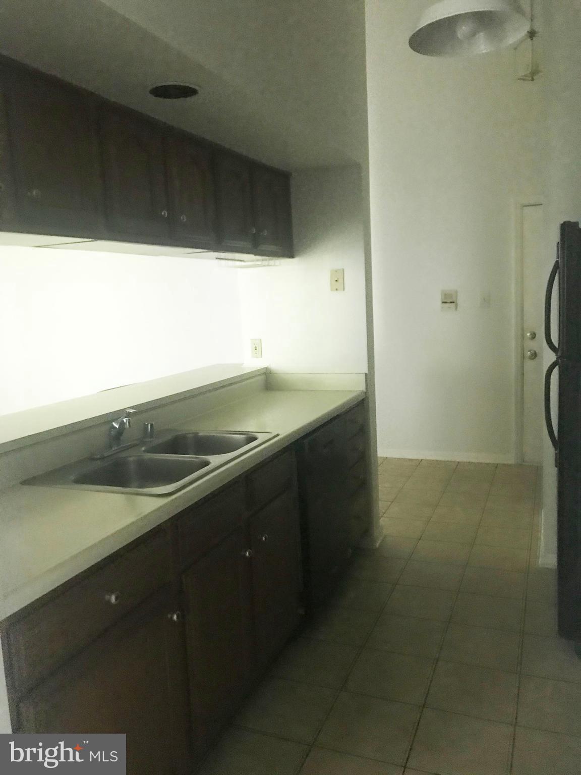 WOODBRIDGE CENTER - Residential