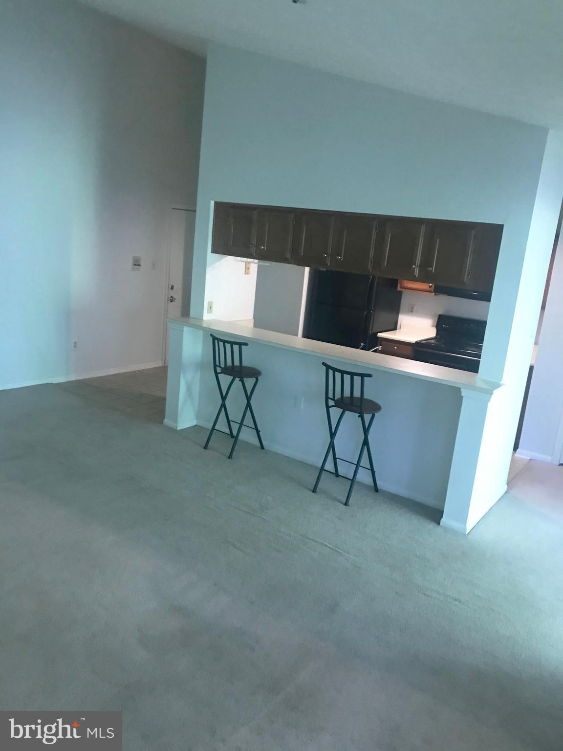 WOODBRIDGE CENTER - Residential