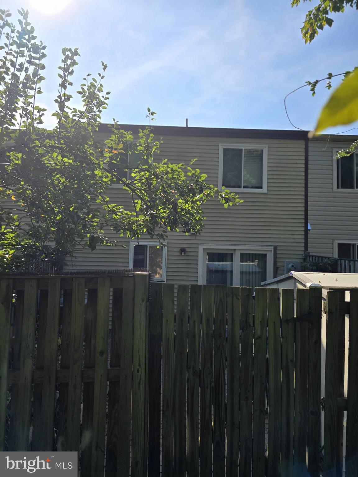 WHITFIELD GREEN - Residential