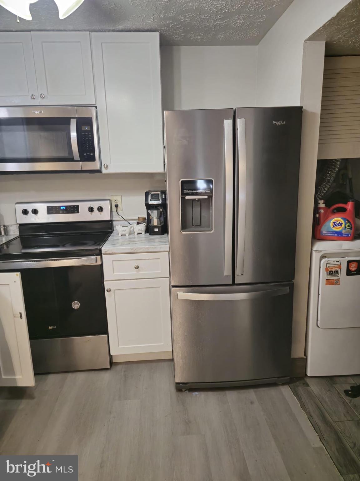 WHITFIELD GREEN - Residential