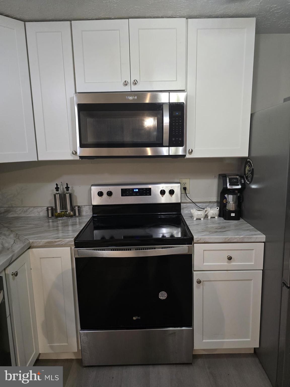 WHITFIELD GREEN - Residential