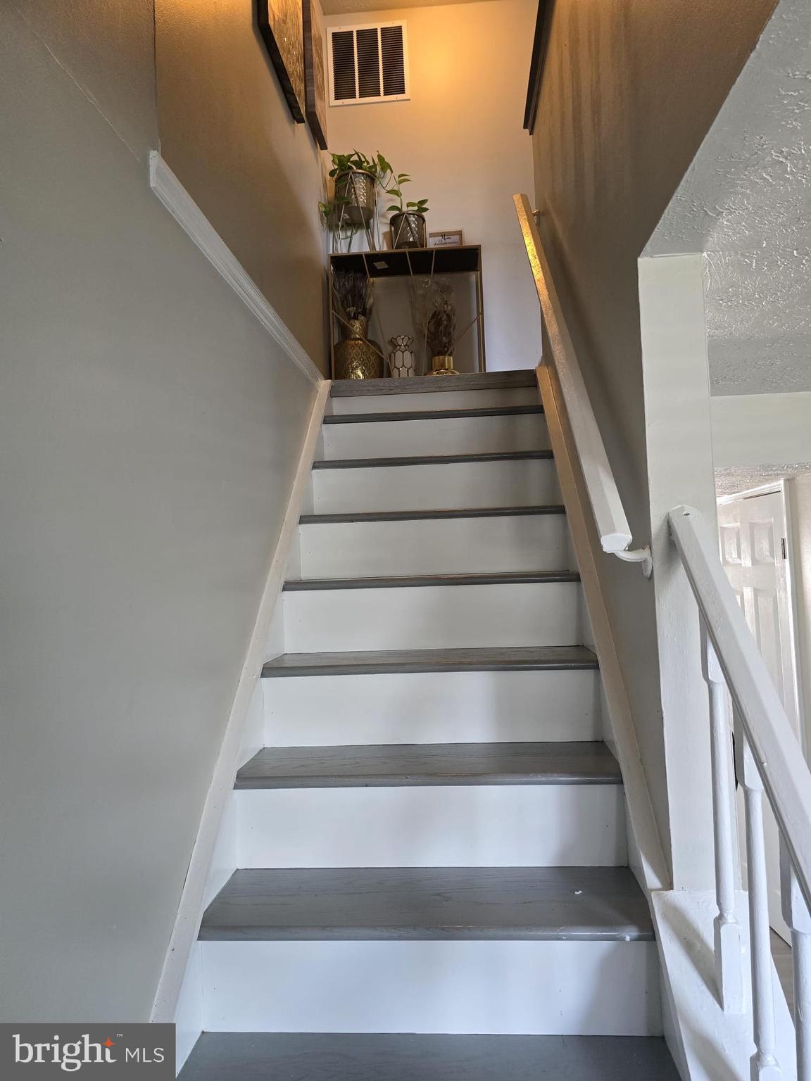 WHITFIELD GREEN - Residential