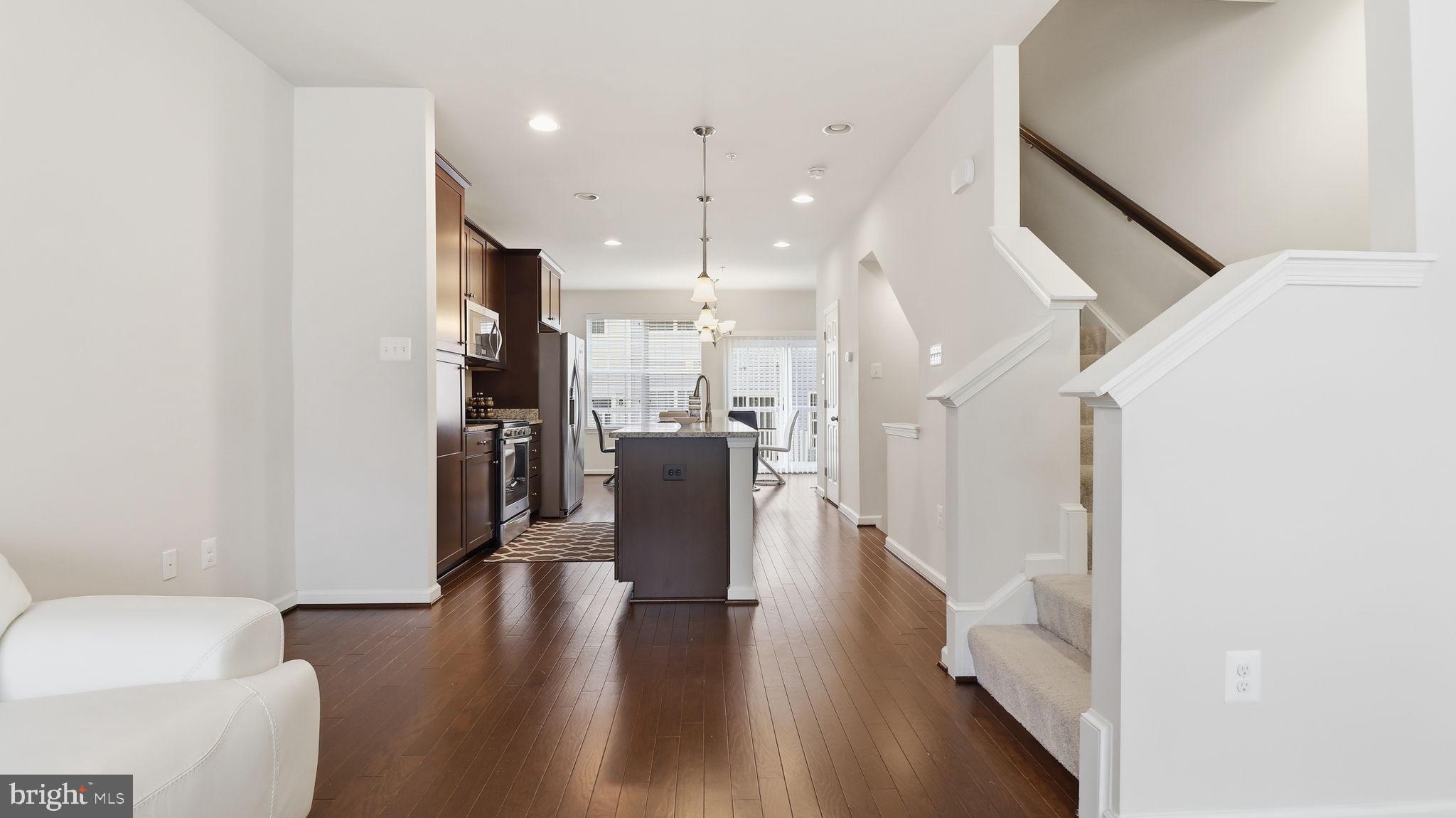 BRICK YARD STATION - Residential