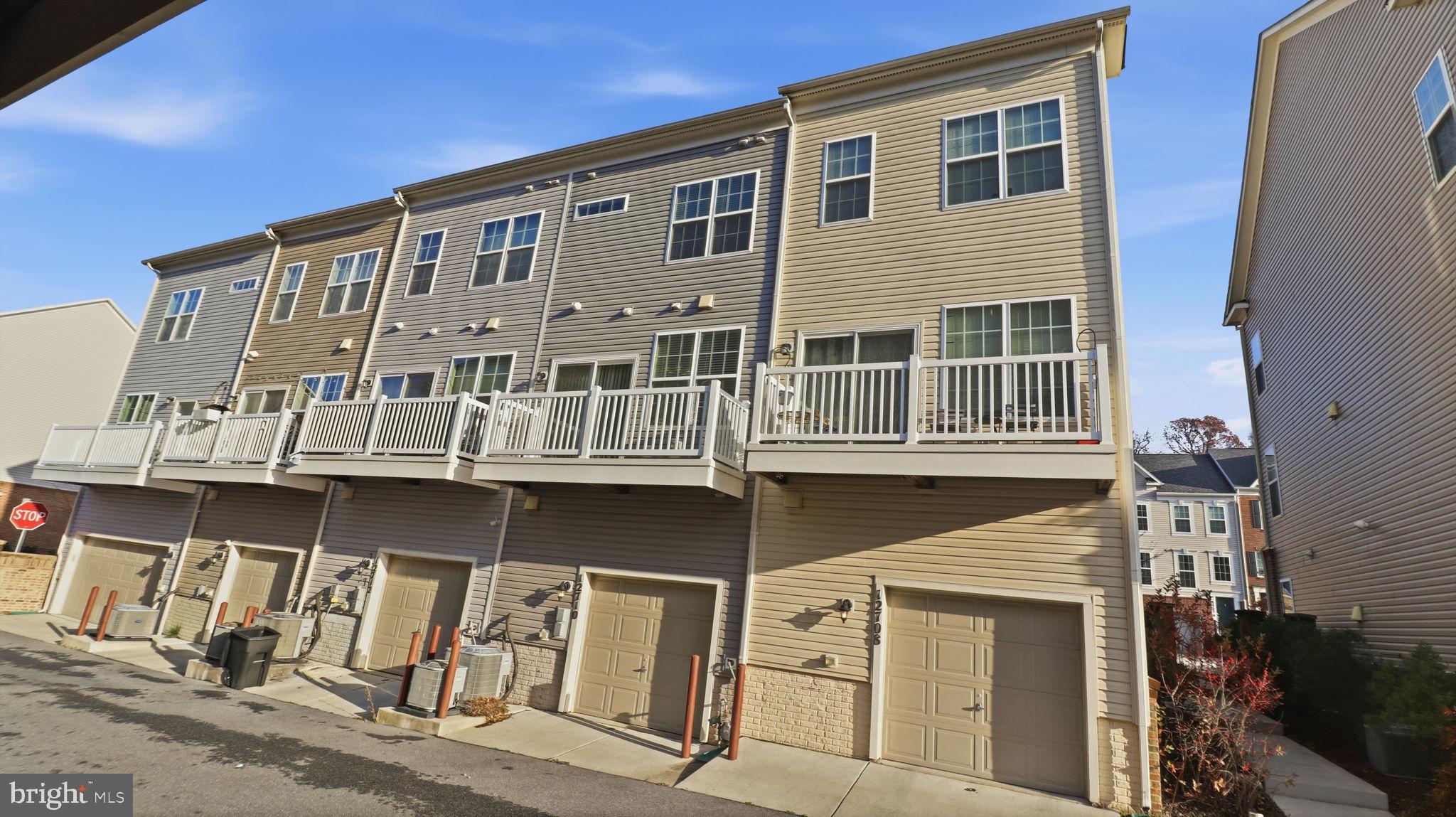 BRICK YARD STATION - Residential