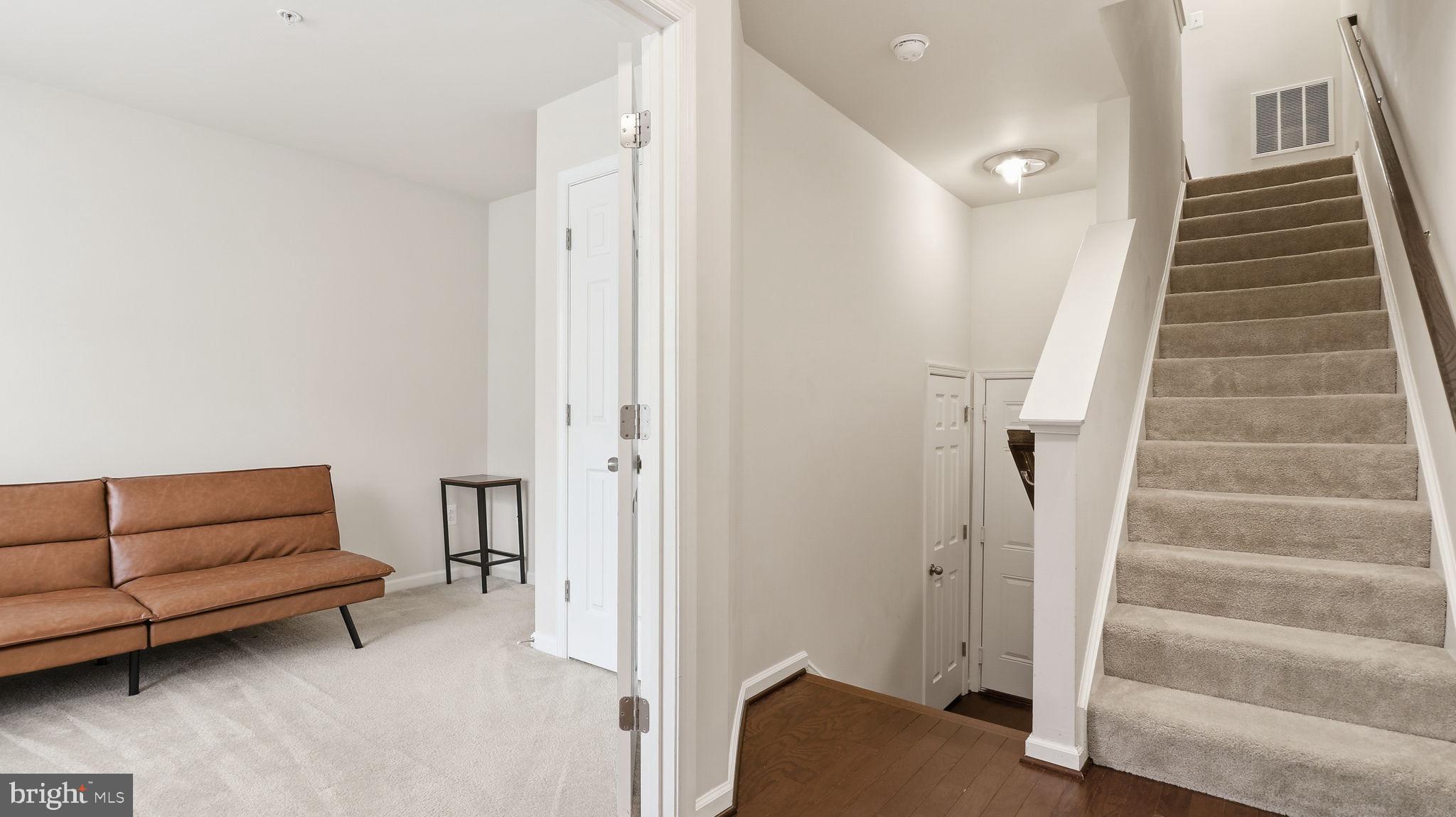 BRICK YARD STATION - Residential