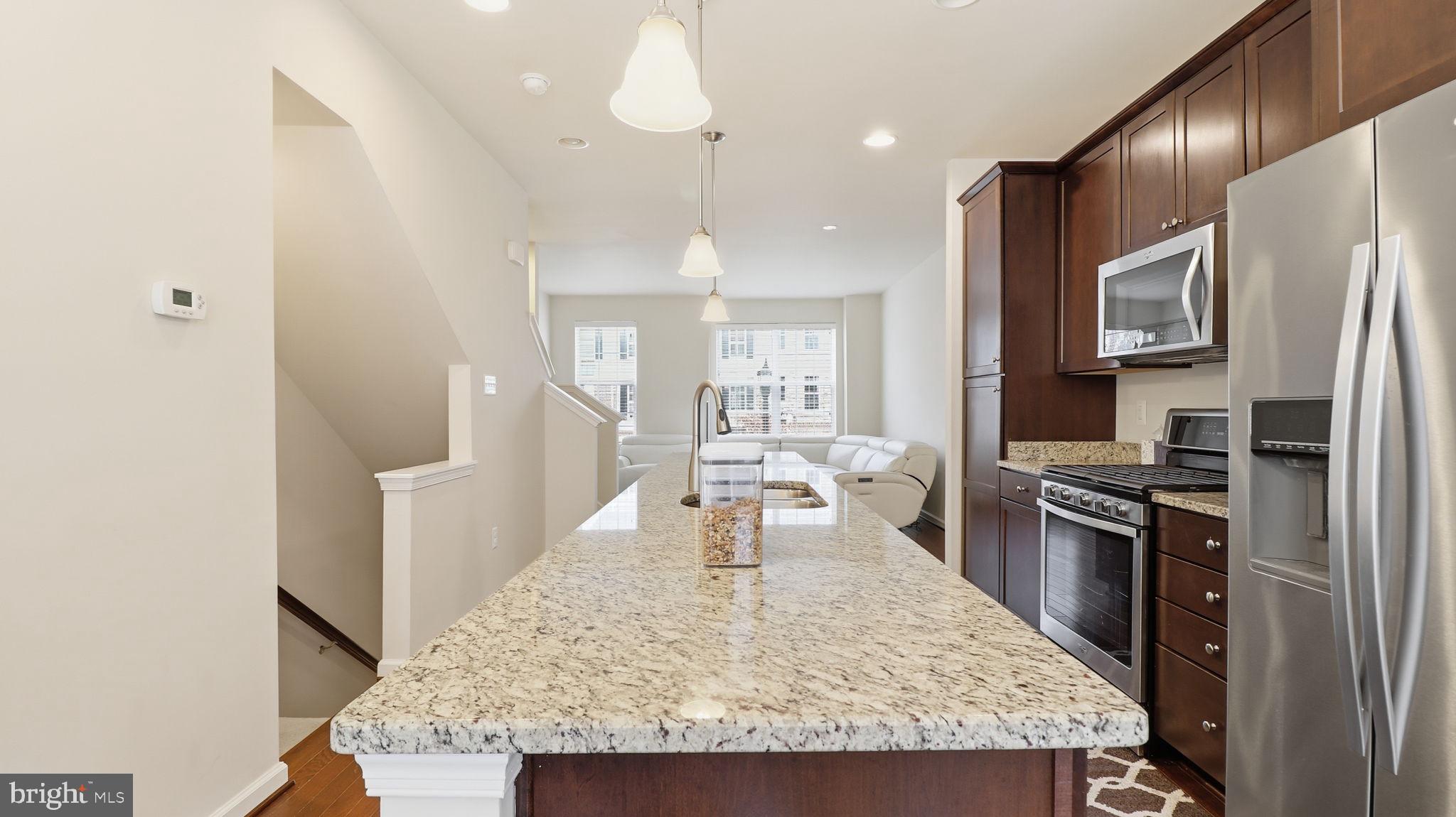 BRICK YARD STATION - Residential