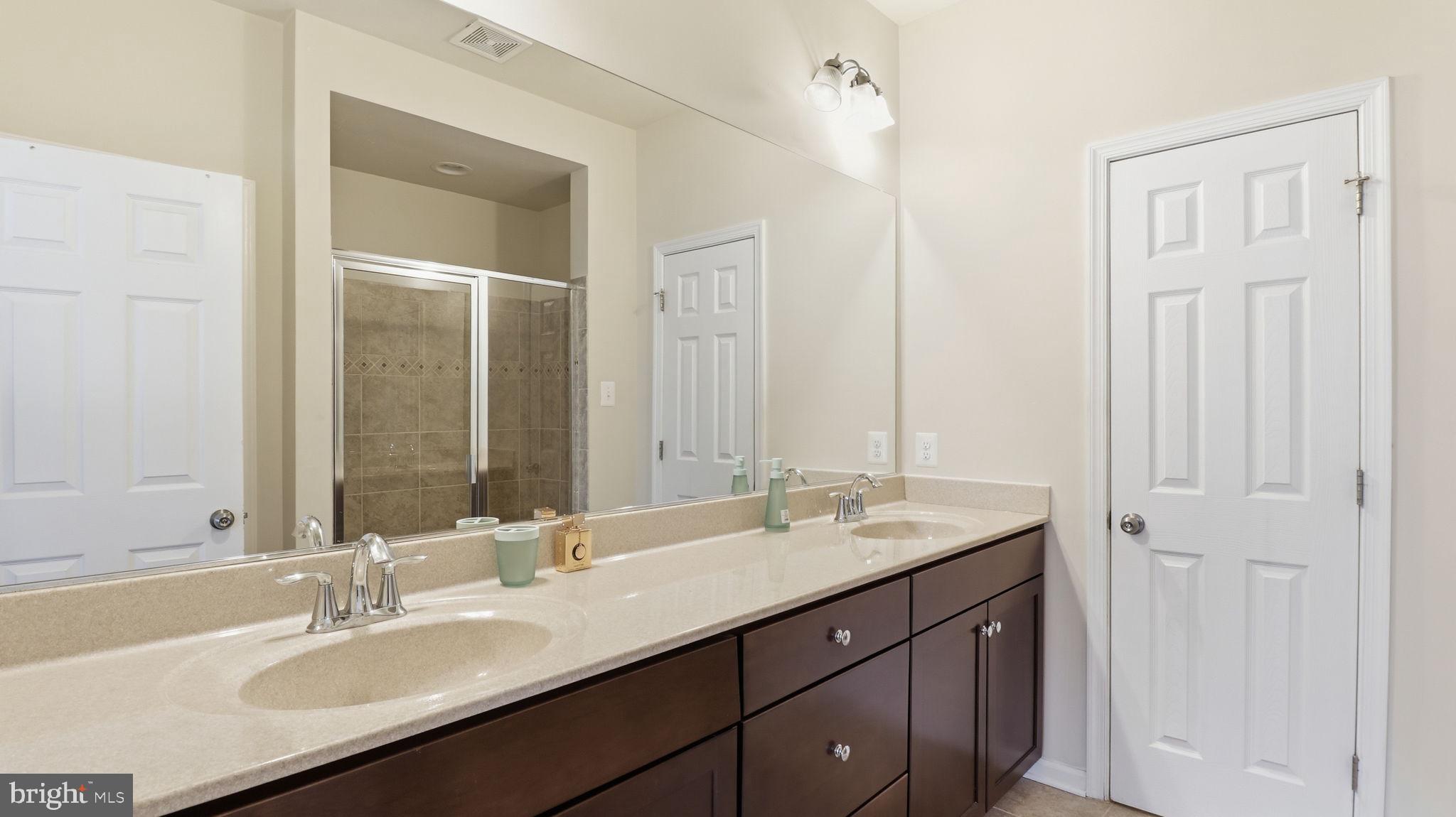 BRICK YARD STATION - Residential