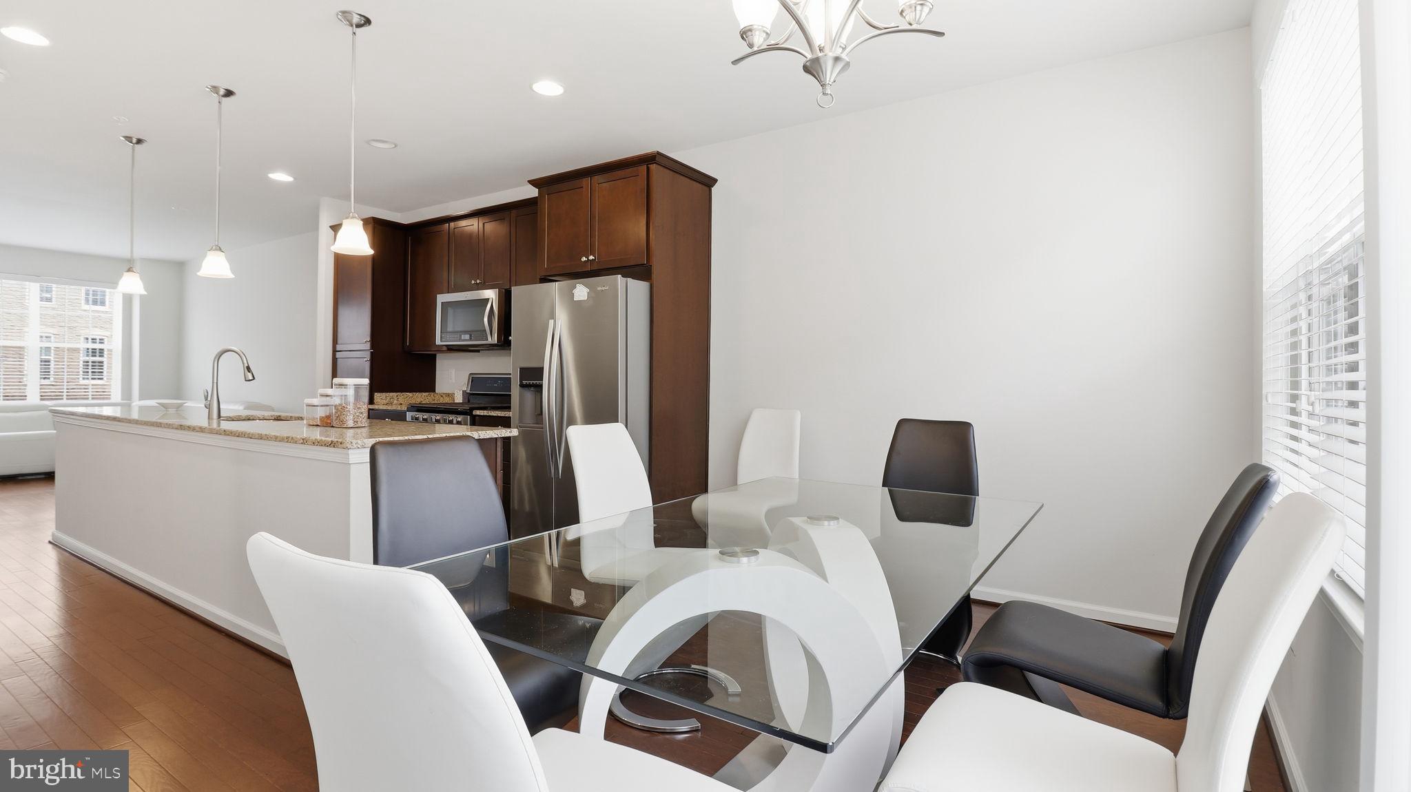 BRICK YARD STATION - Residential