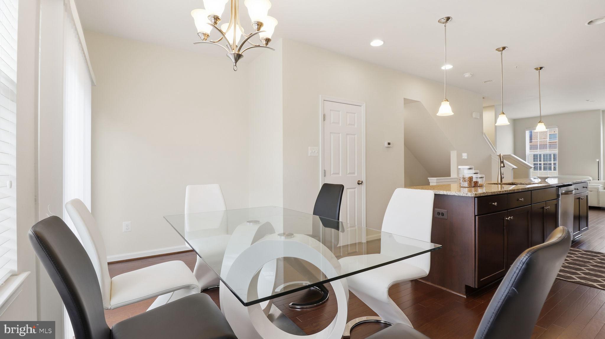 BRICK YARD STATION - Residential