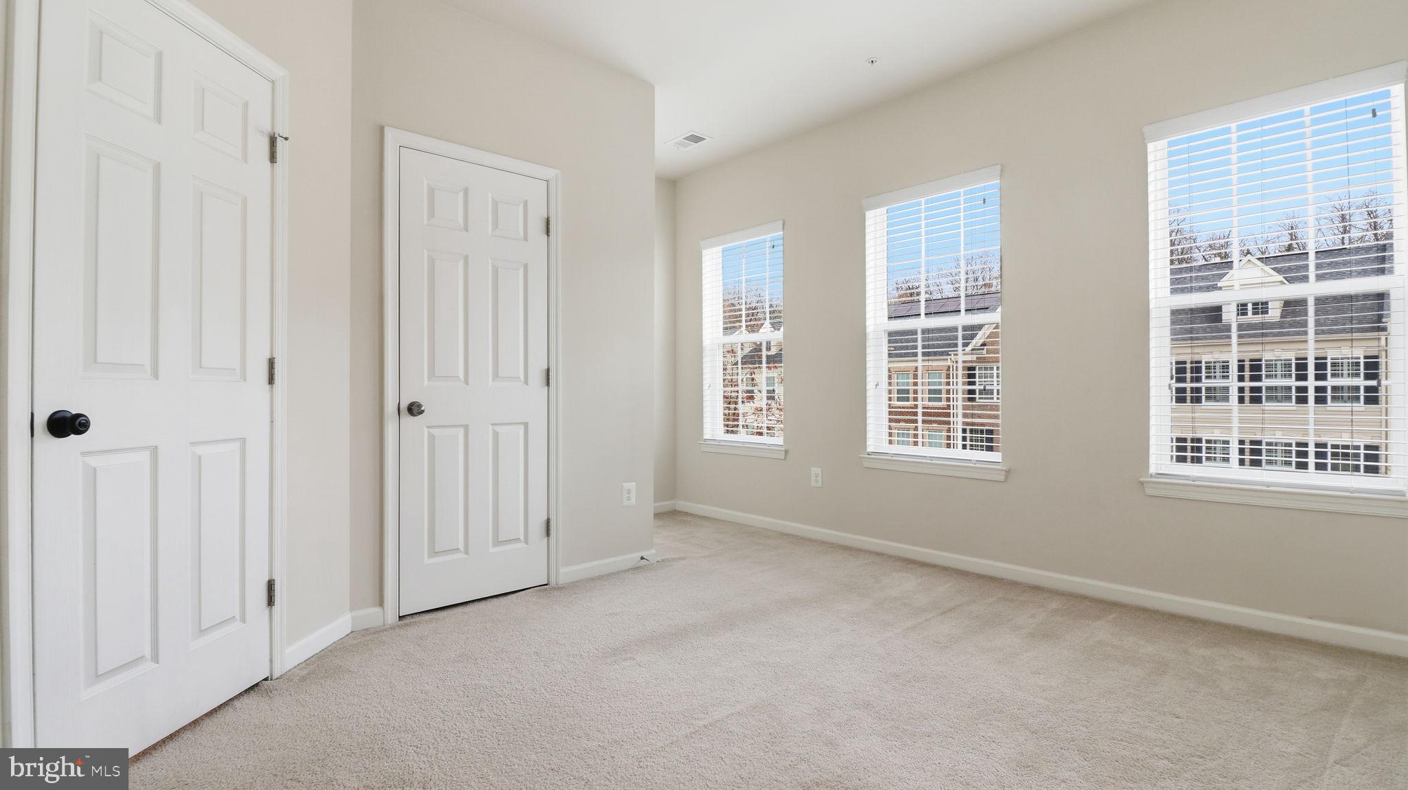 BRICK YARD STATION - Residential