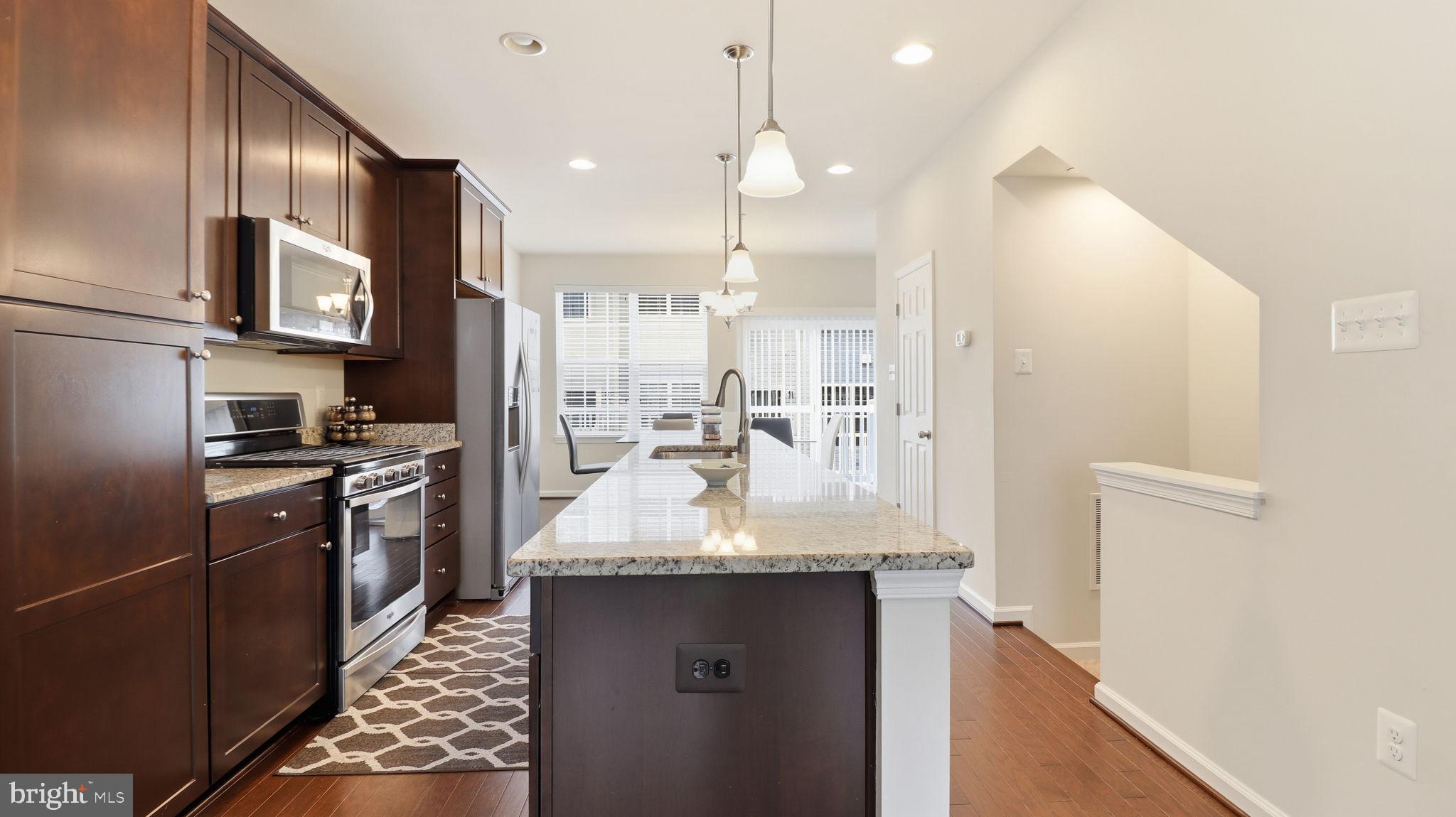 BRICK YARD STATION - Residential