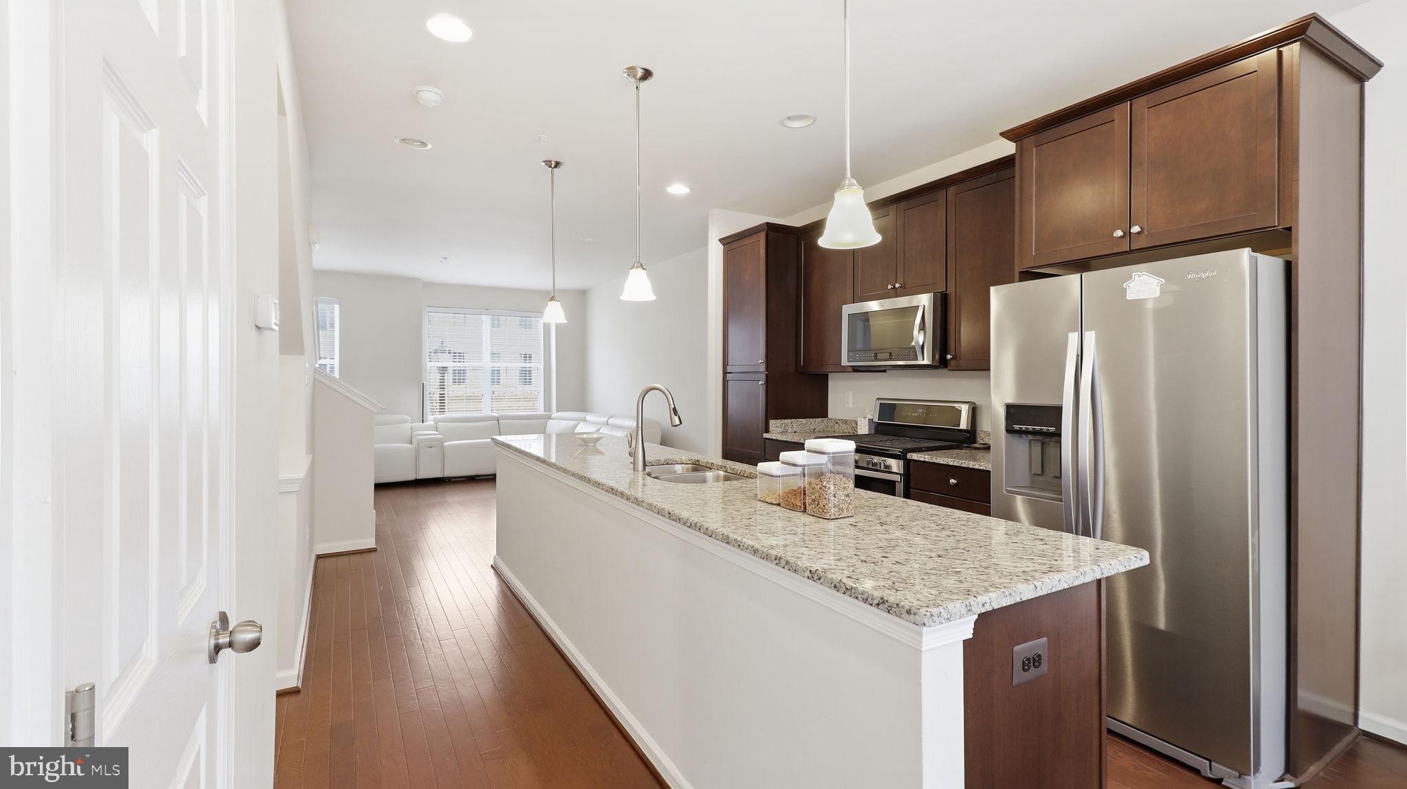 BRICK YARD STATION - Residential