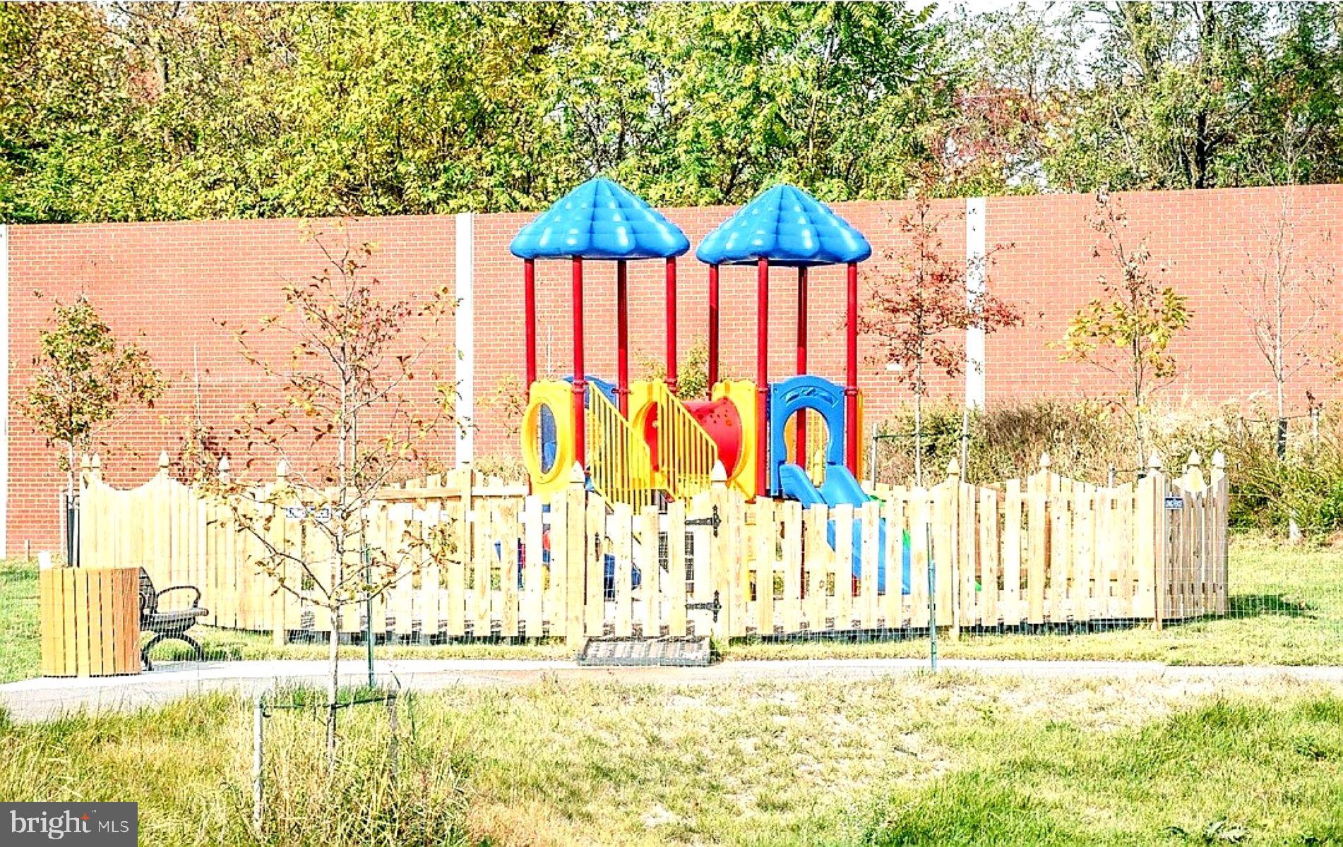 BRICK YARD STATION - Residential