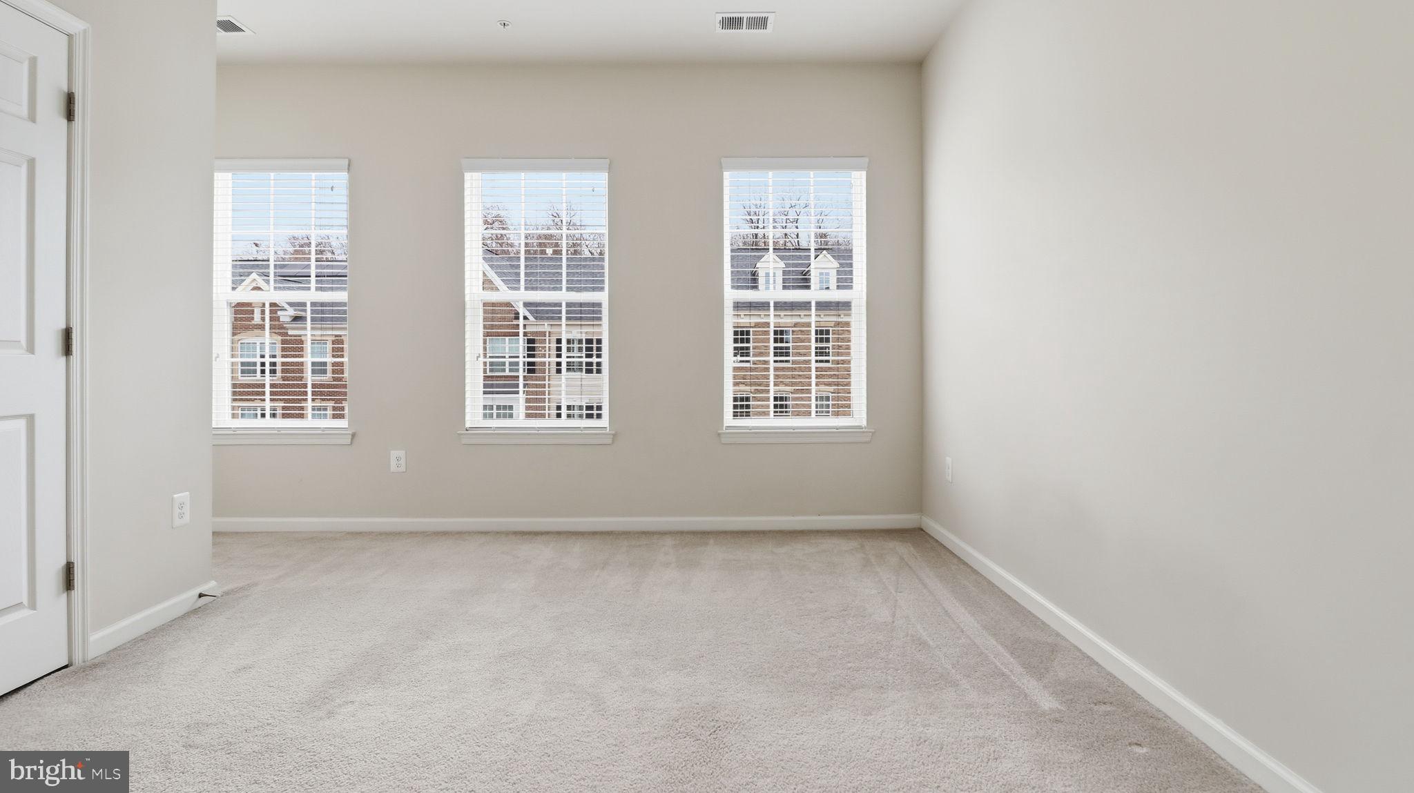 BRICK YARD STATION - Residential