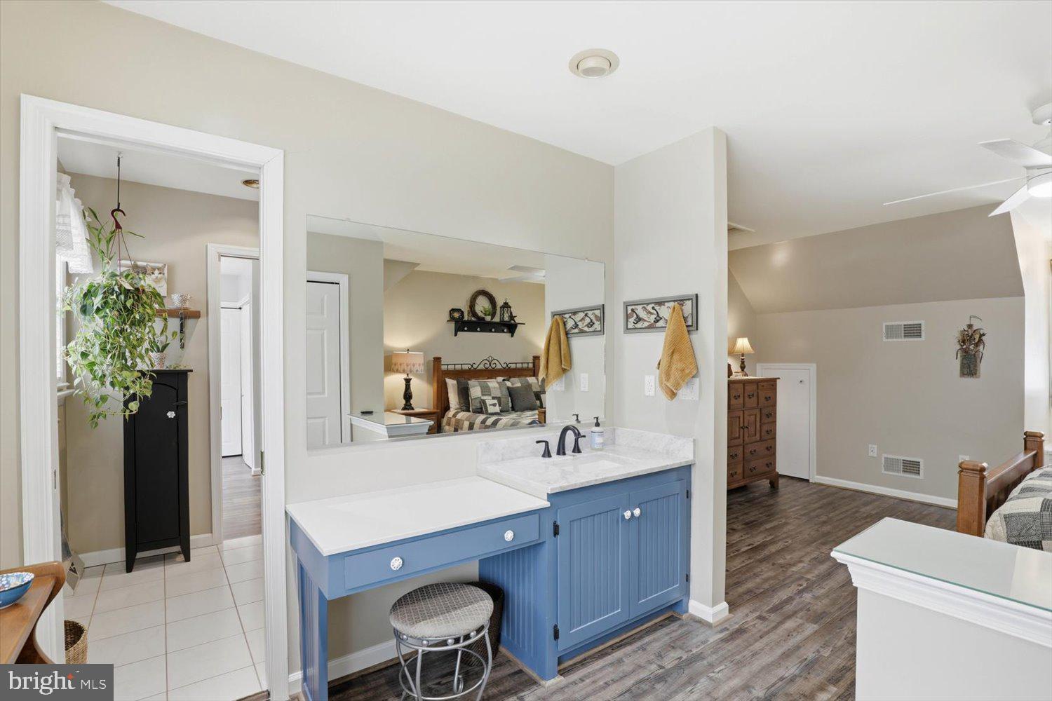 GABLE PARK WOODS - Residential