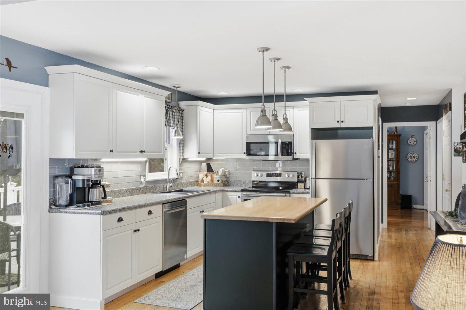 GABLE PARK WOODS - Residential