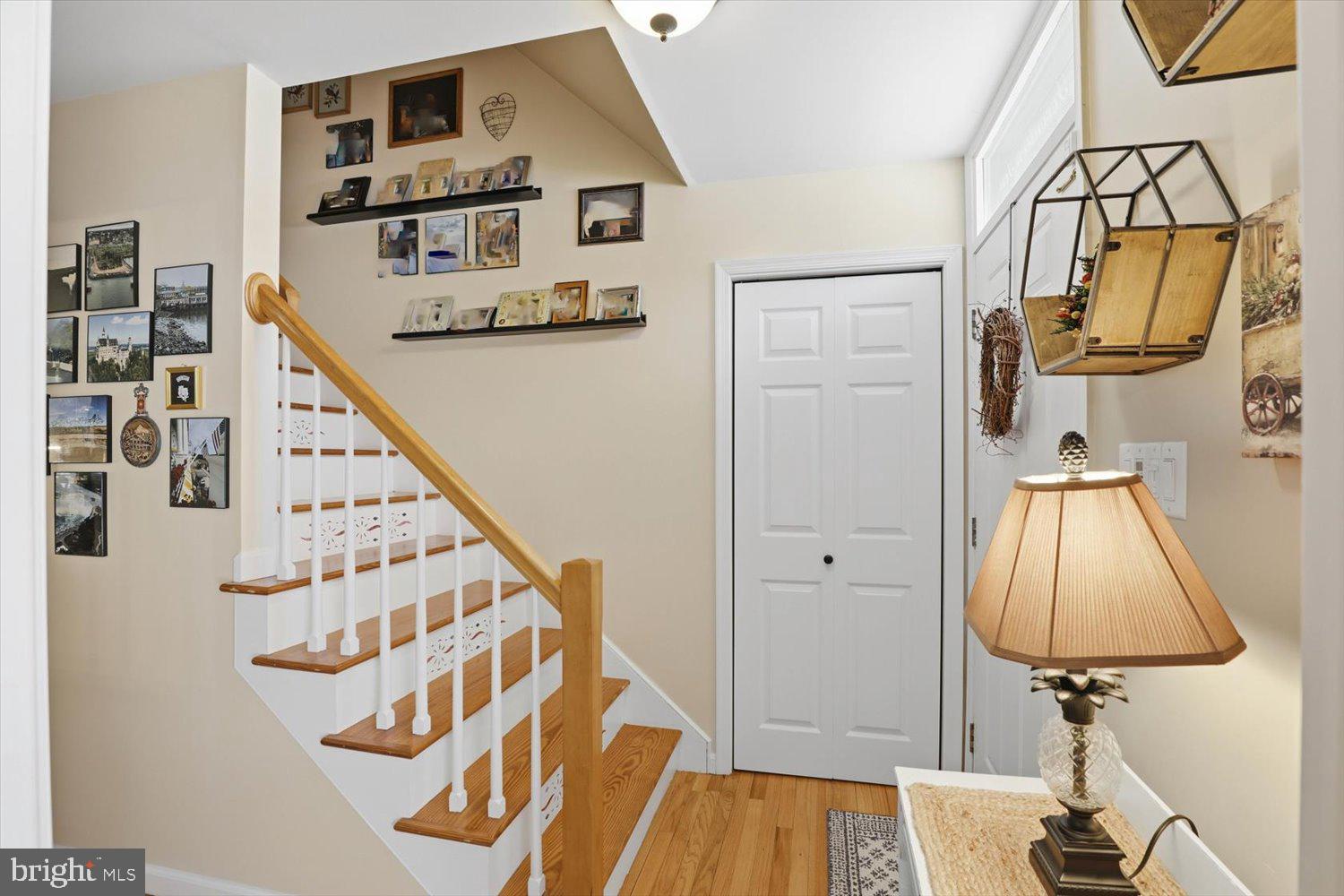 GABLE PARK WOODS - Residential