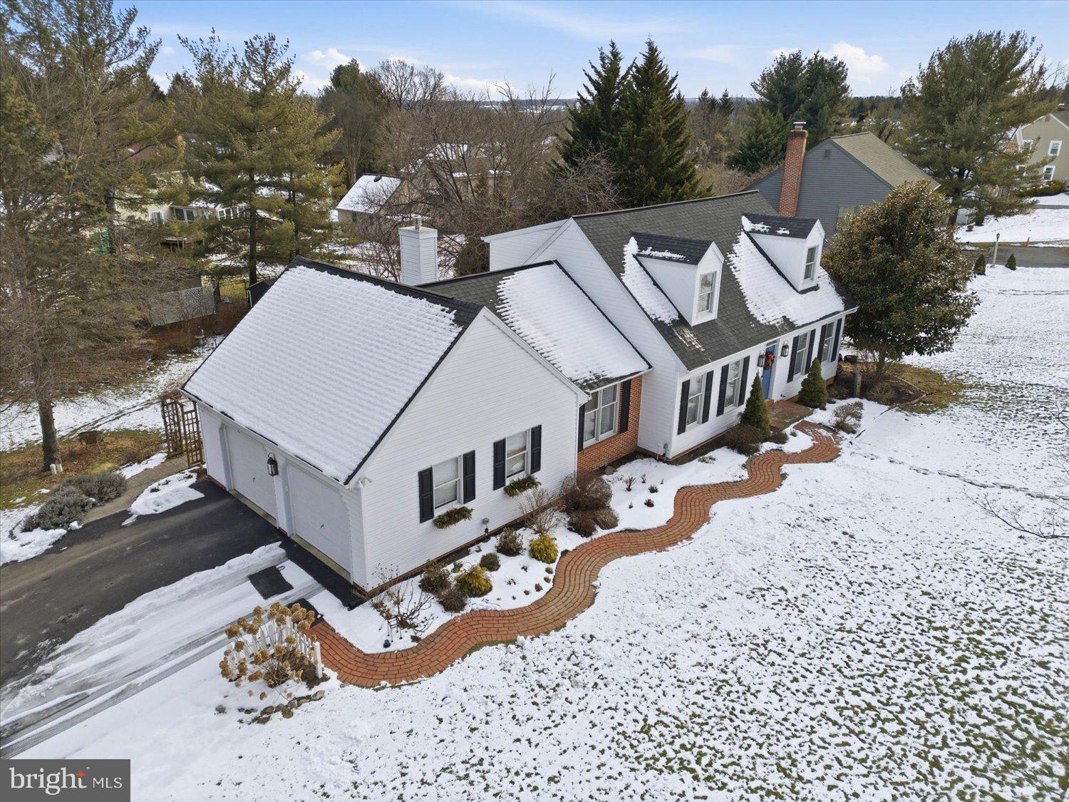 1710 CROSSFIELD DRIVE