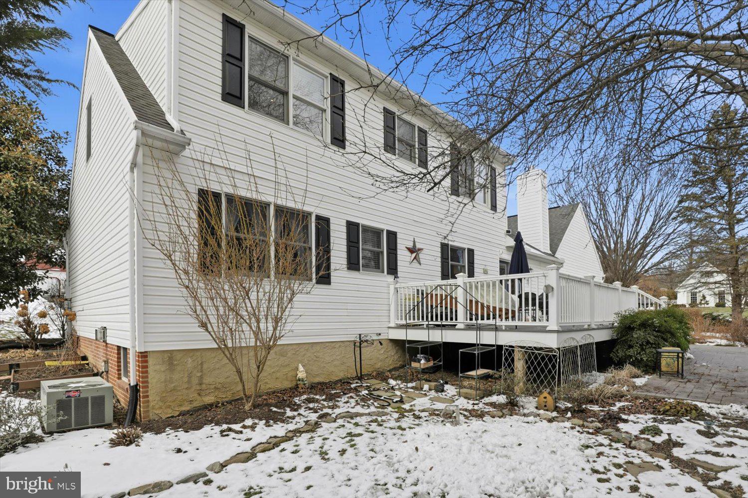 GABLE PARK WOODS - Residential