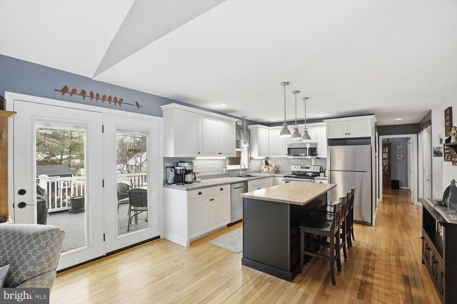 GABLE PARK WOODS - Residential