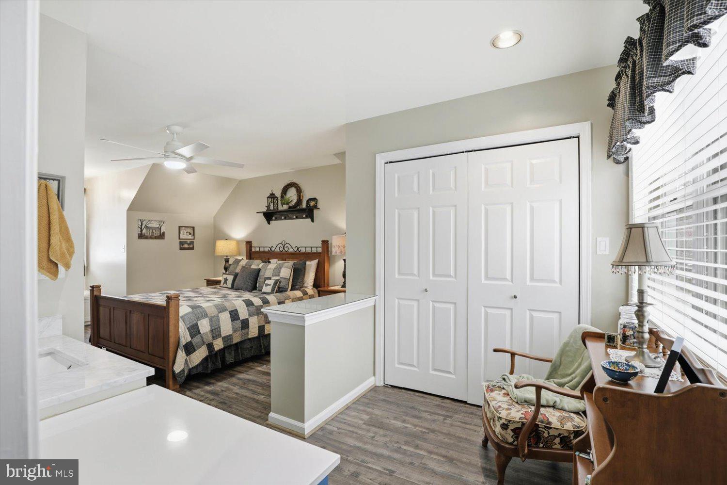 GABLE PARK WOODS - Residential