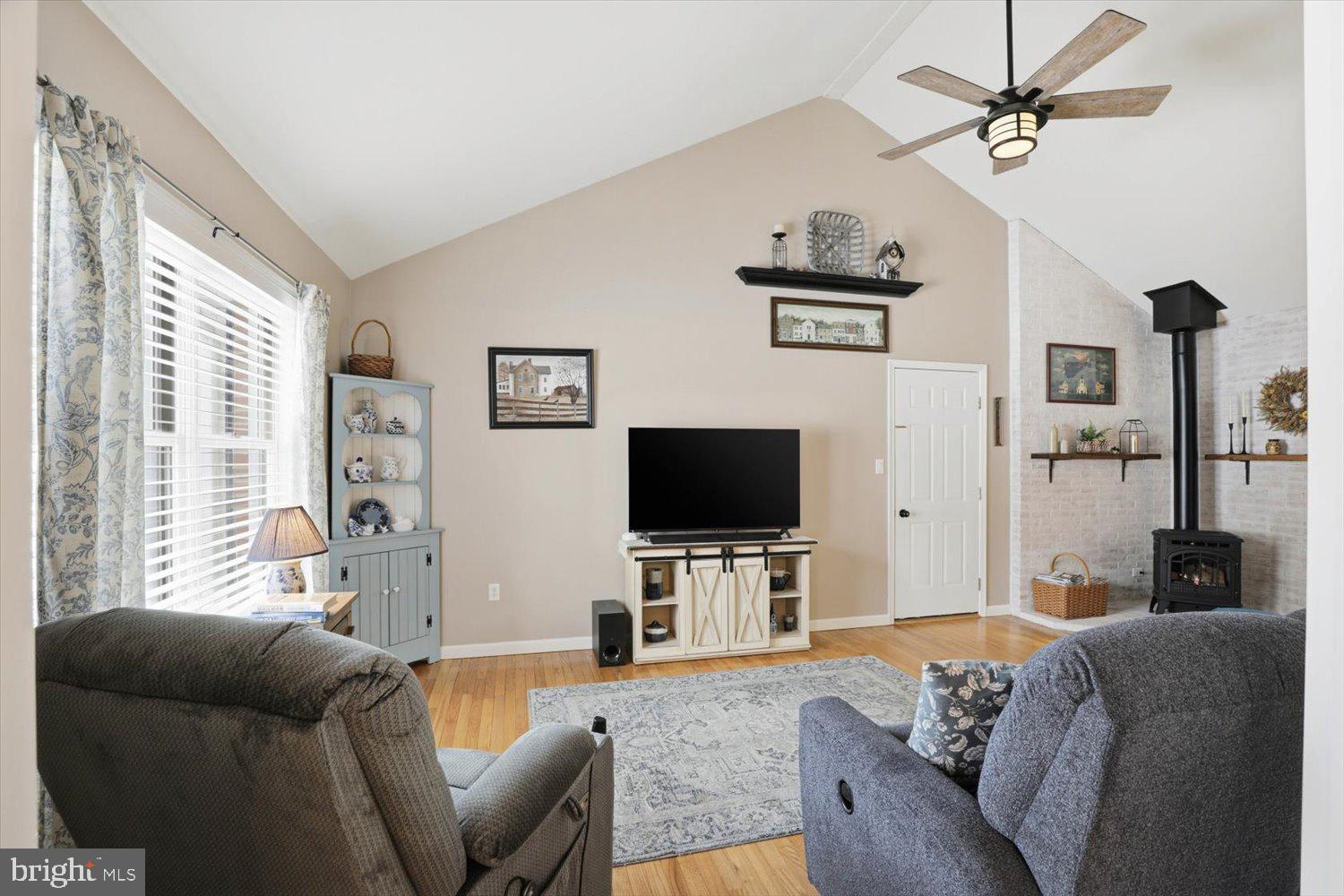 GABLE PARK WOODS - Residential