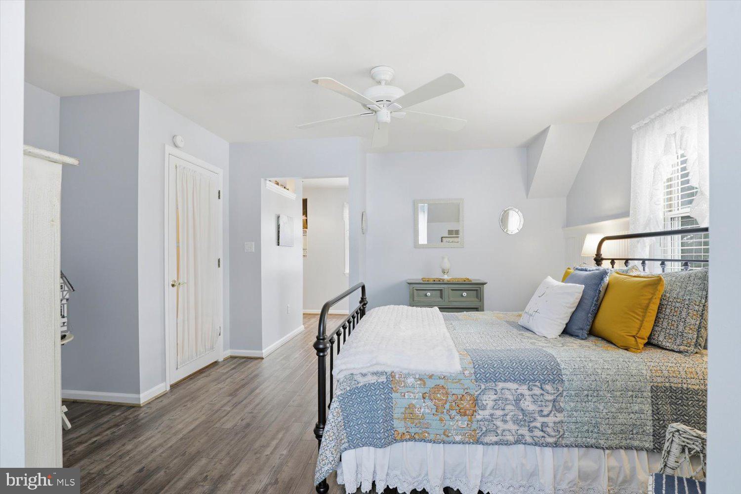 GABLE PARK WOODS - Residential