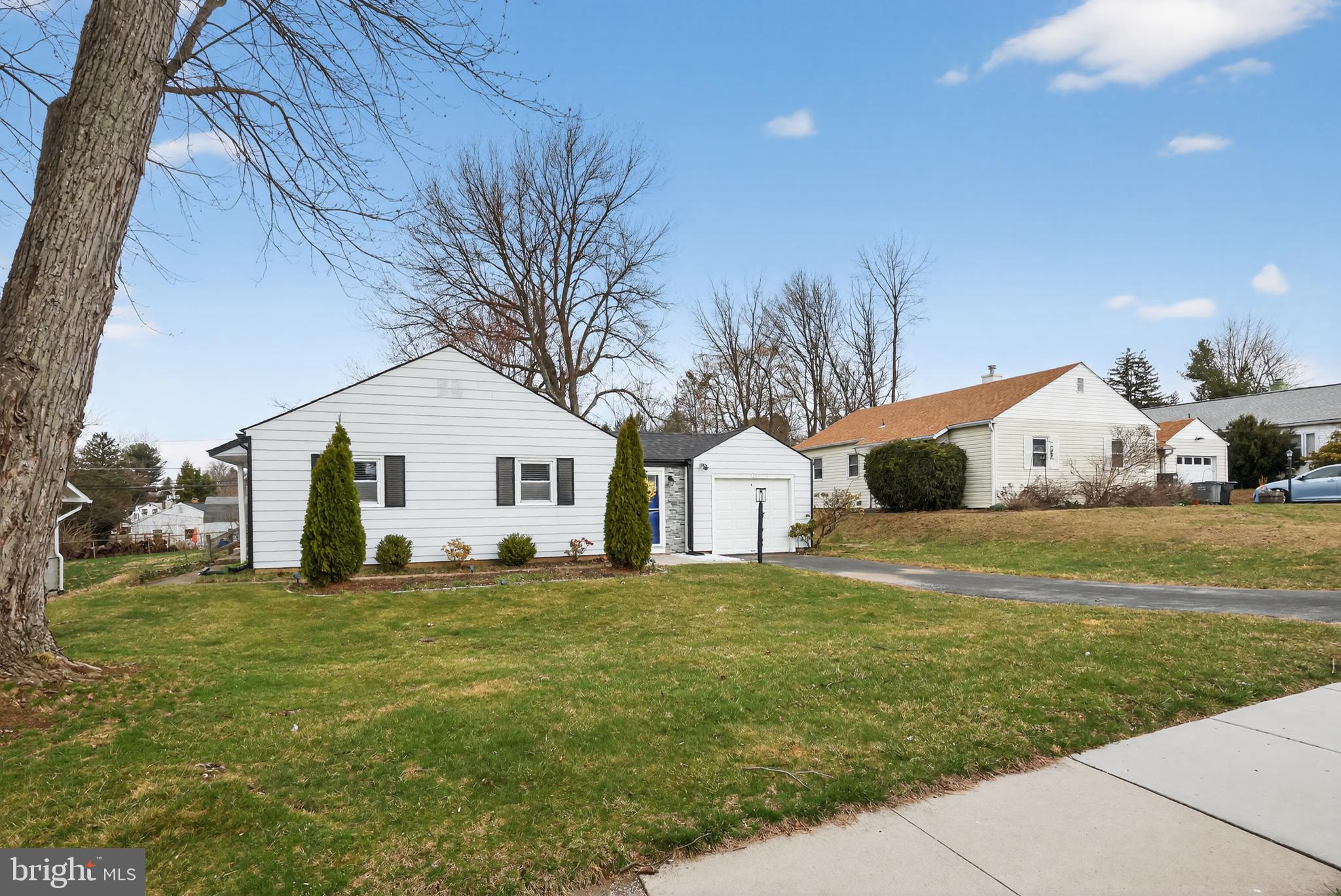 PAOLI GARDENS - Residential