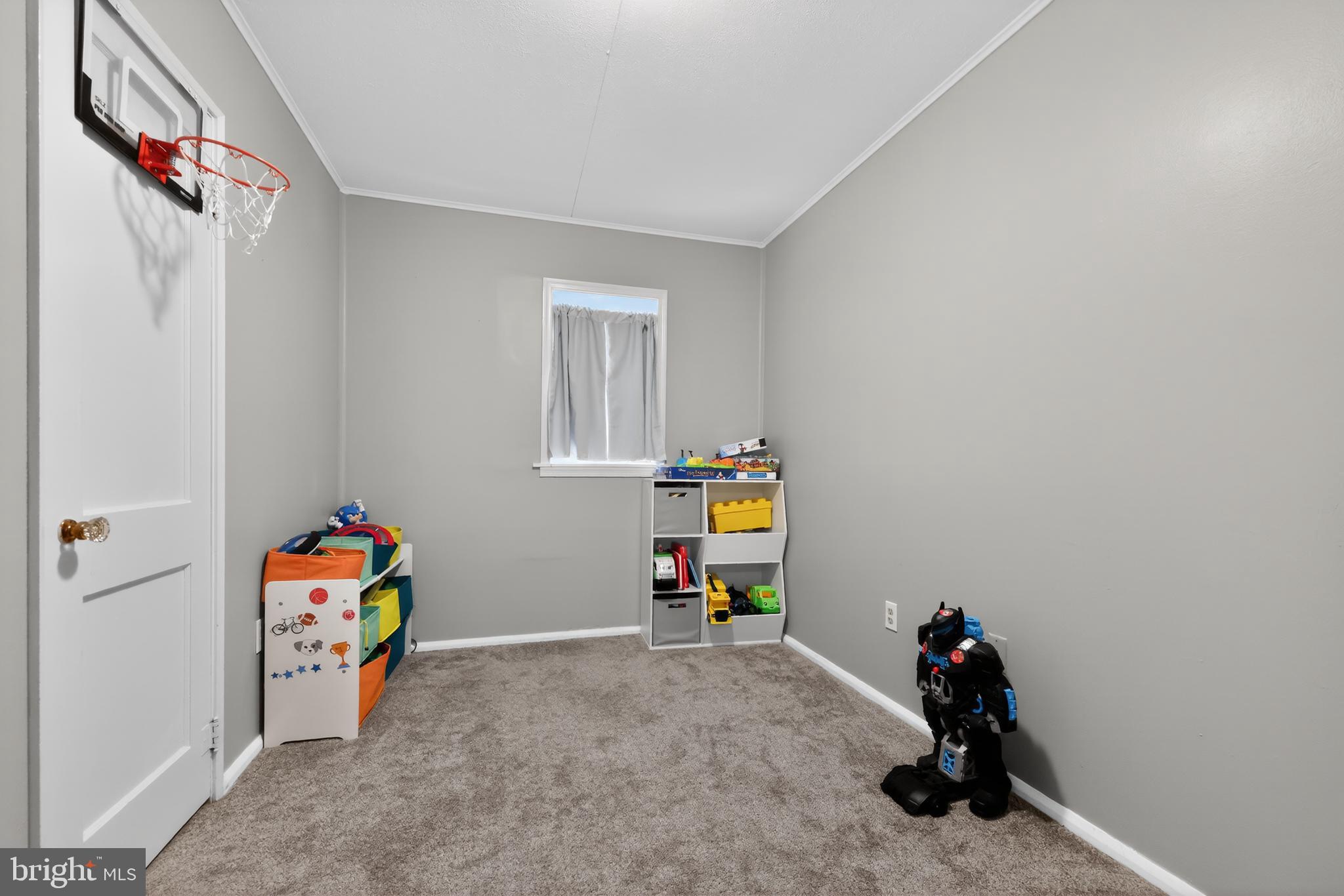 PAOLI GARDENS - Residential