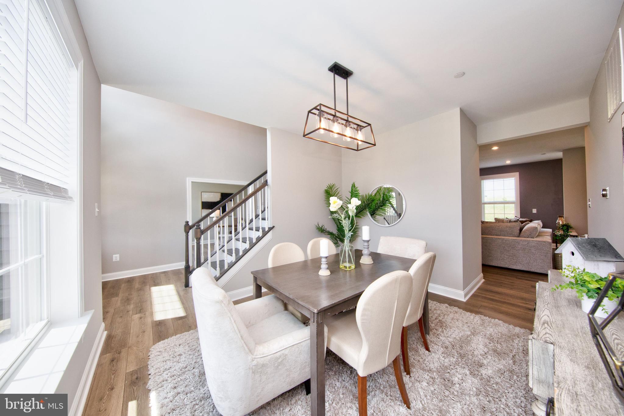 ALISON'S RIDGE - Residential